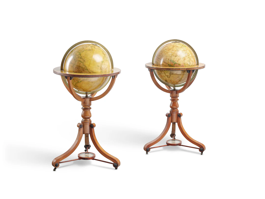 Paire De Globes De Parquet Terrestre Et Céleste D'époque Regency