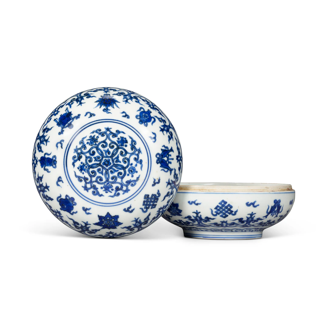 A Rare Blue and White 'Eight Buddhist Emblems' Box and Cover