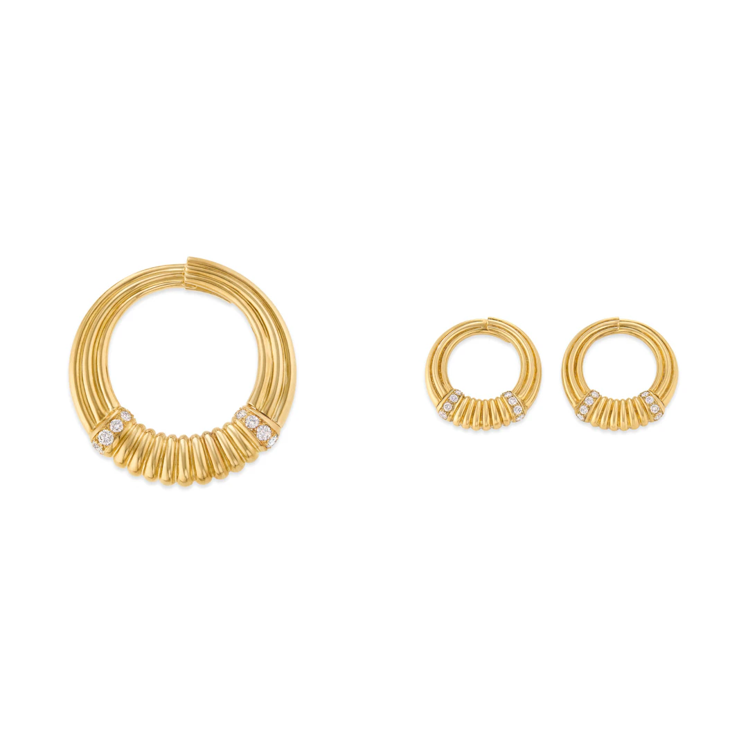 Van Cleef & Arpels Set of Diamond and Gold 'Magique' Jewelry