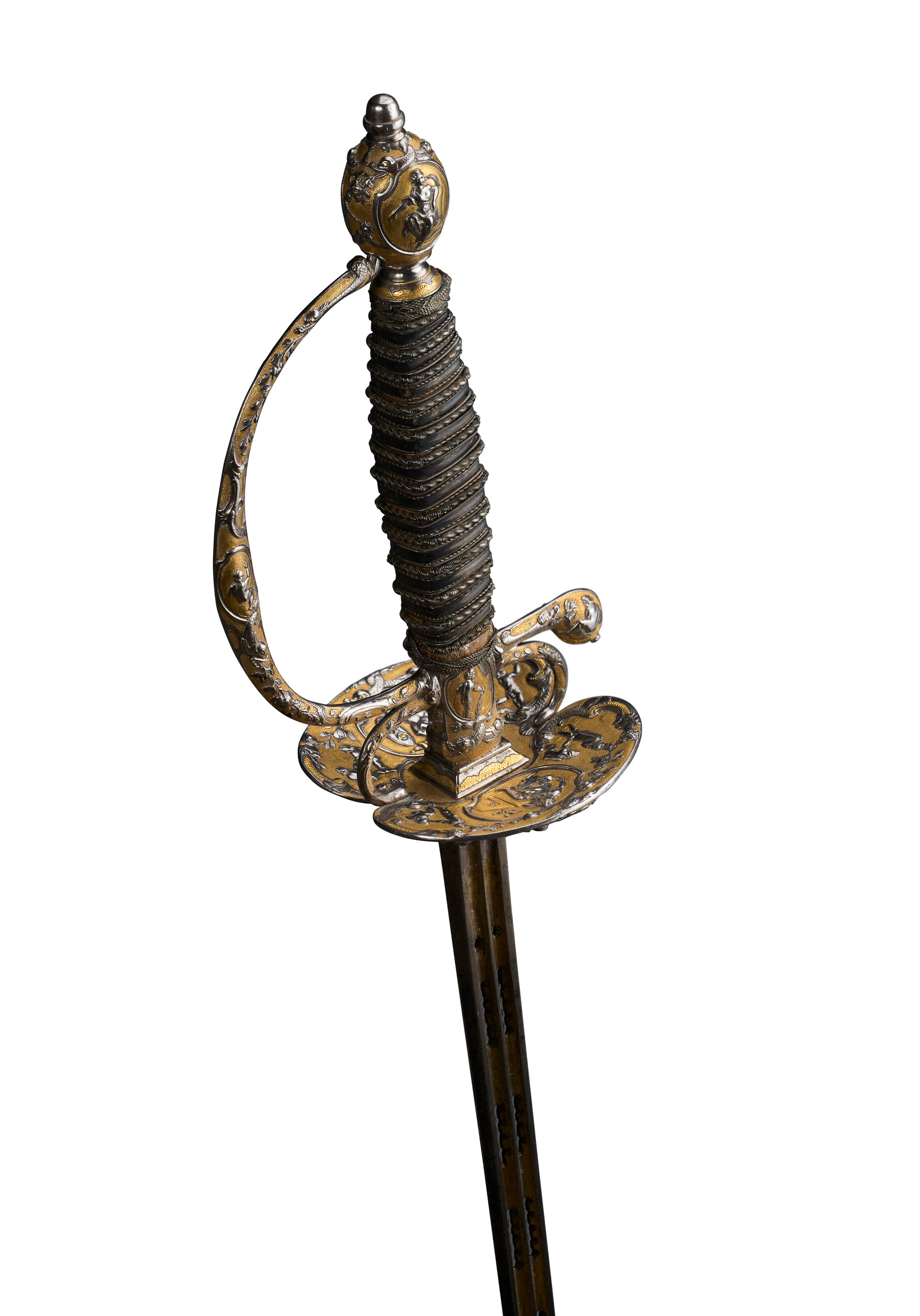 A FINE CHISELLED AND GILT FRENCH SMALL SWORD