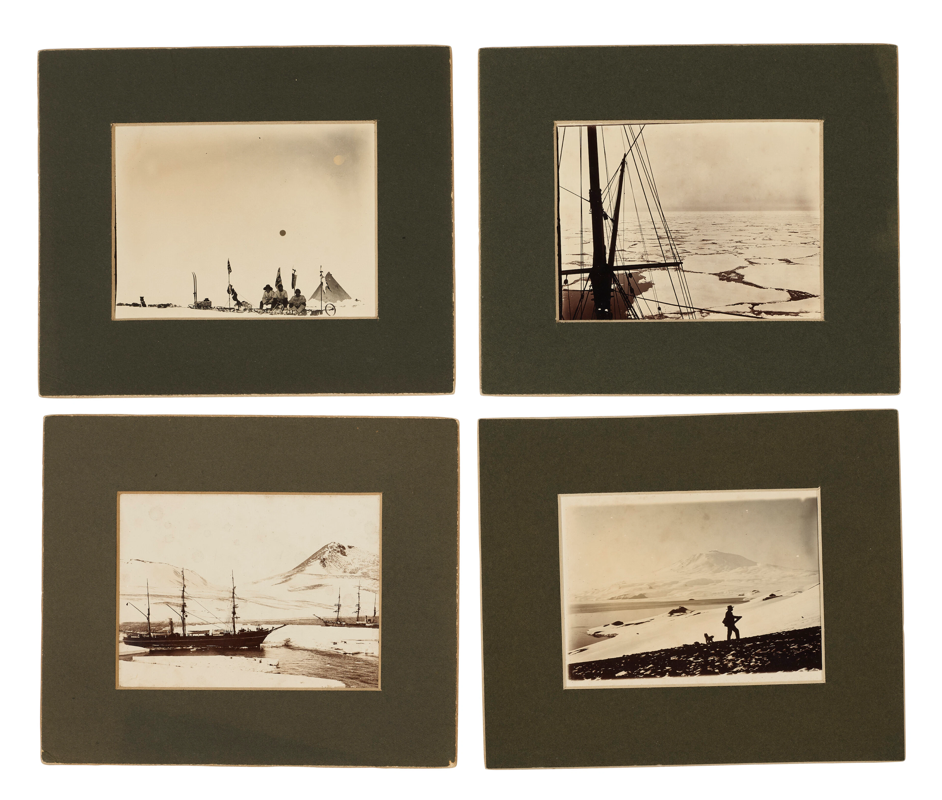 Photographs of the Discovery Expedition Under Robert Falcon Scott