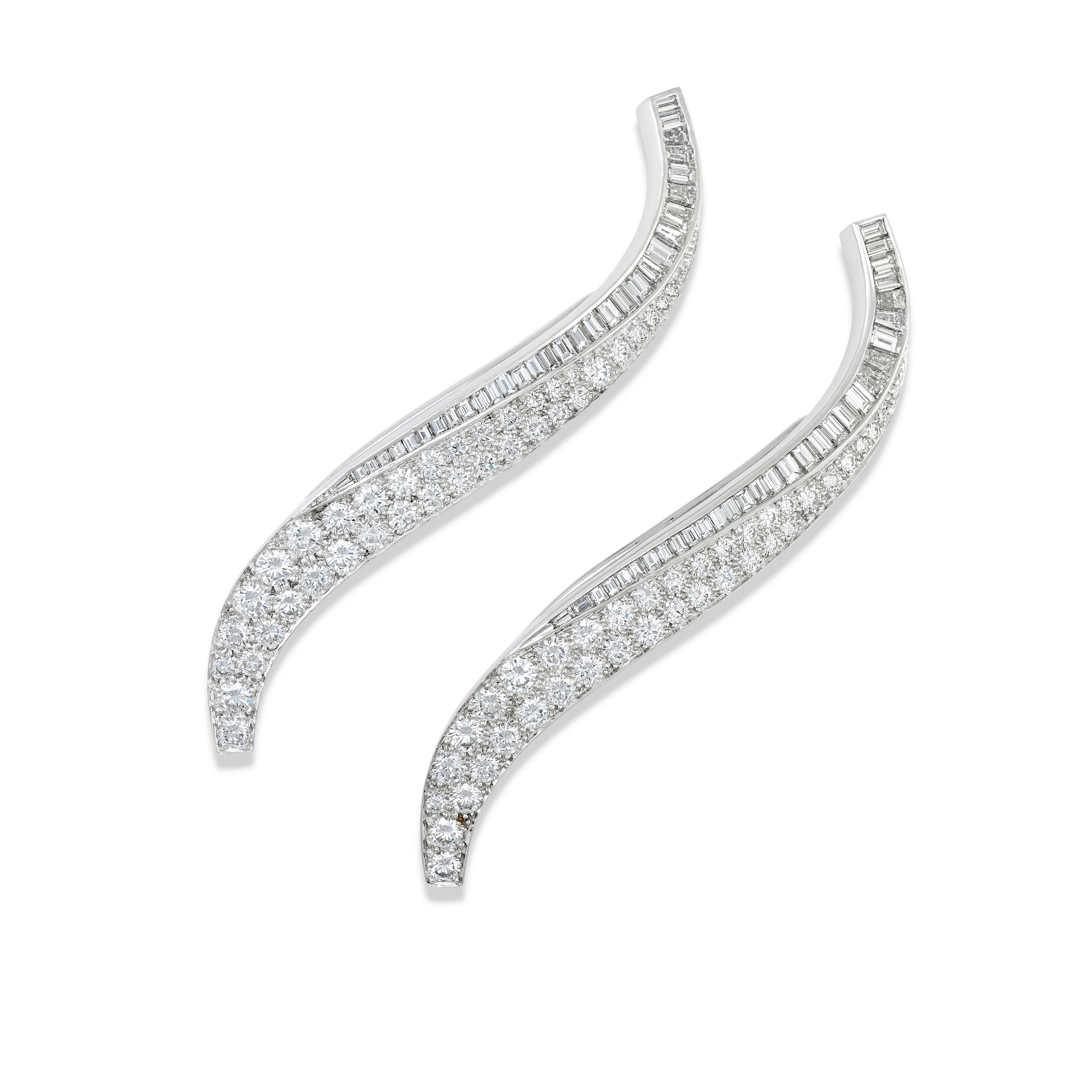Van Cleef & Arpels Pair of Mid-20Th Century Diamond 'Flammes' Clip-Brooches