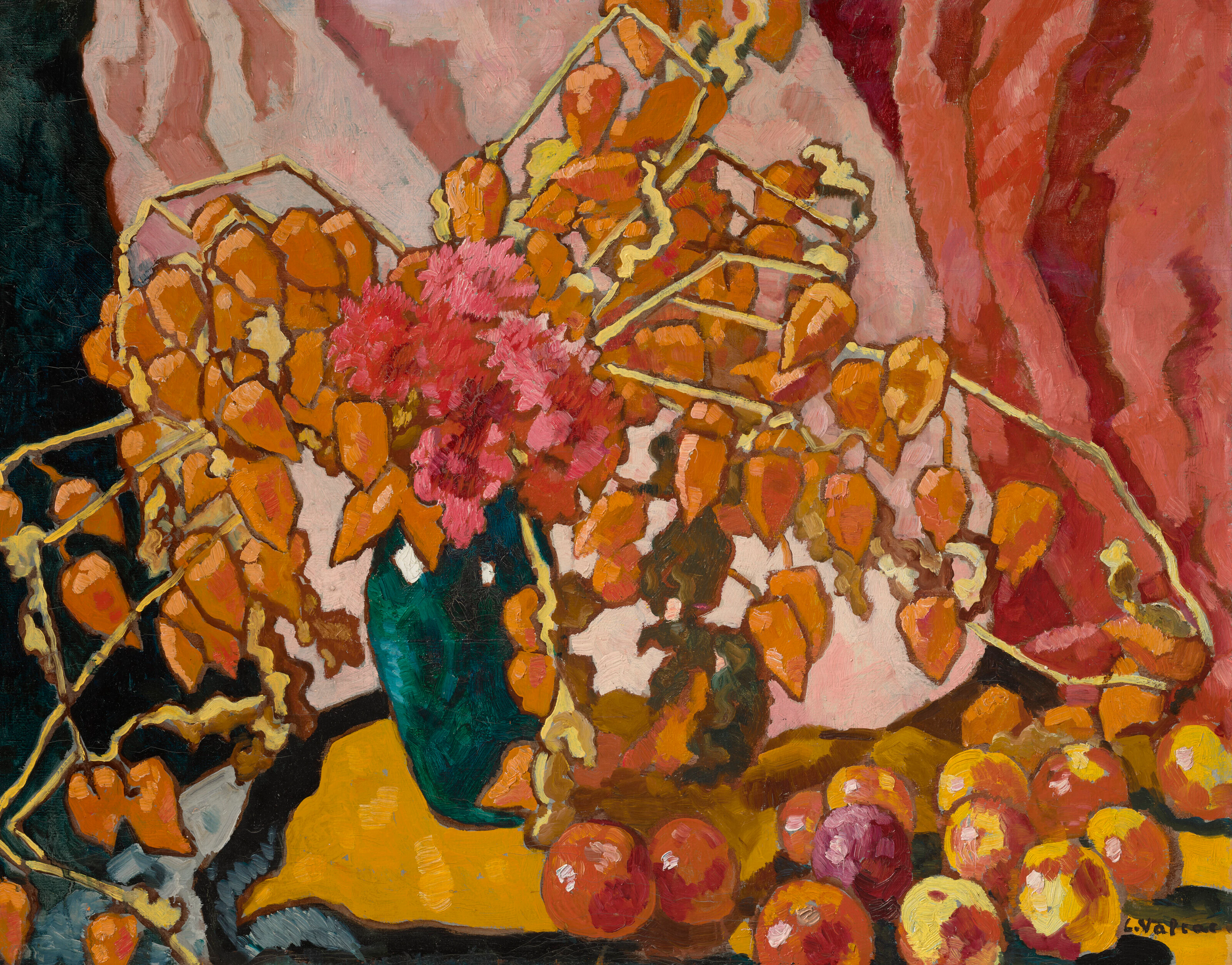 LOUIS VALTAT (1869-1952) Physallis, vase bleu et pommes