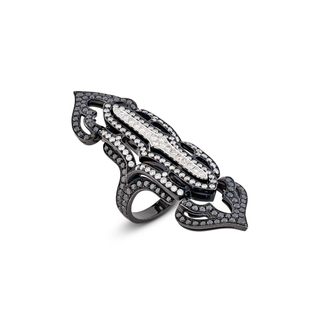 Diamond and Coloured Diamond Ring