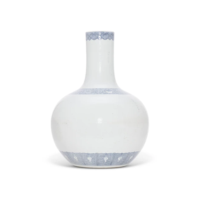 A Large Blue and White ‘ Bajixiang ’ Tianqiuping