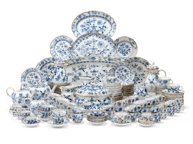 A Meissen Porcelain Composite Blue and White Onion Pattern Part Dinner