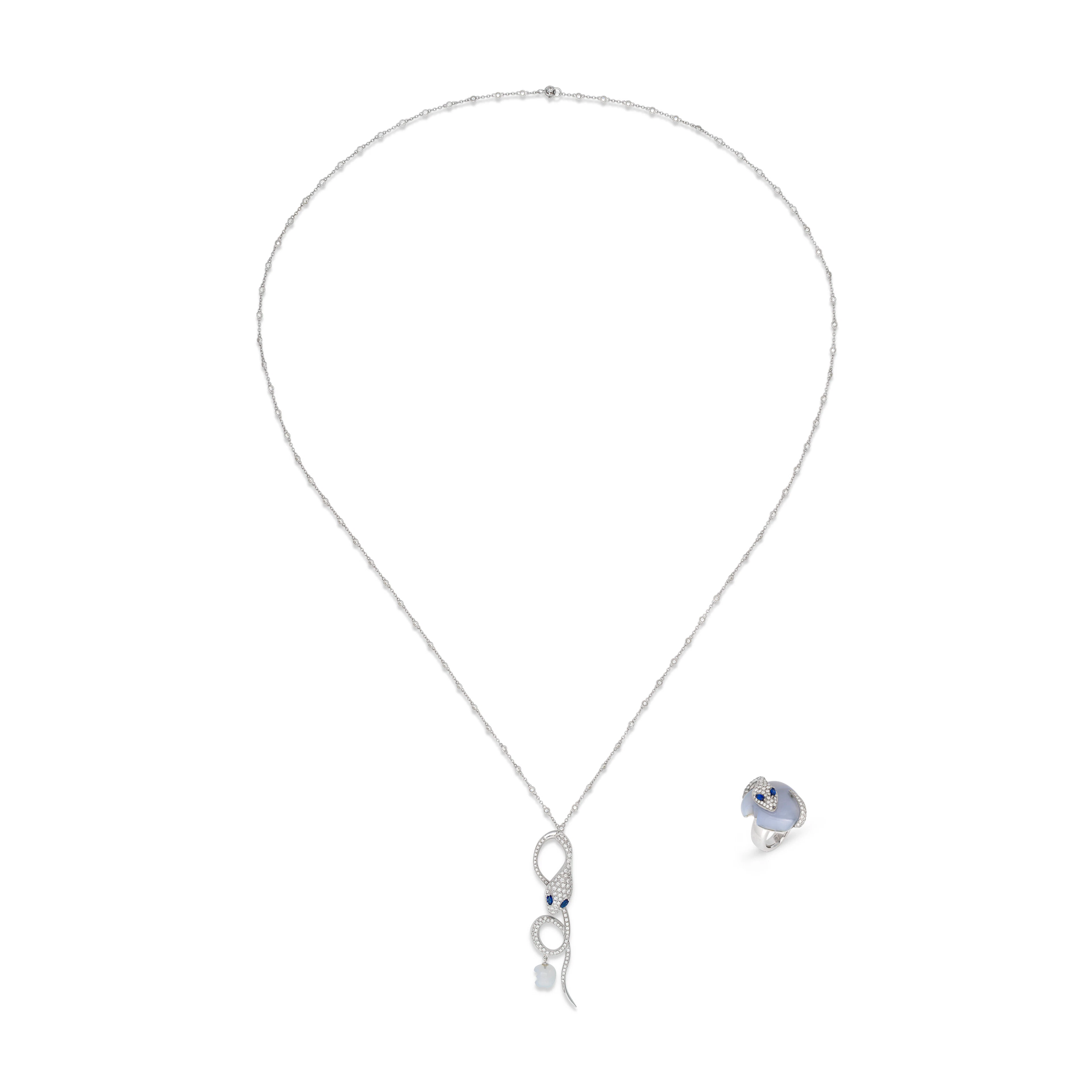 Set of Chalcedony, Sapphire and Diamond Jewellery
