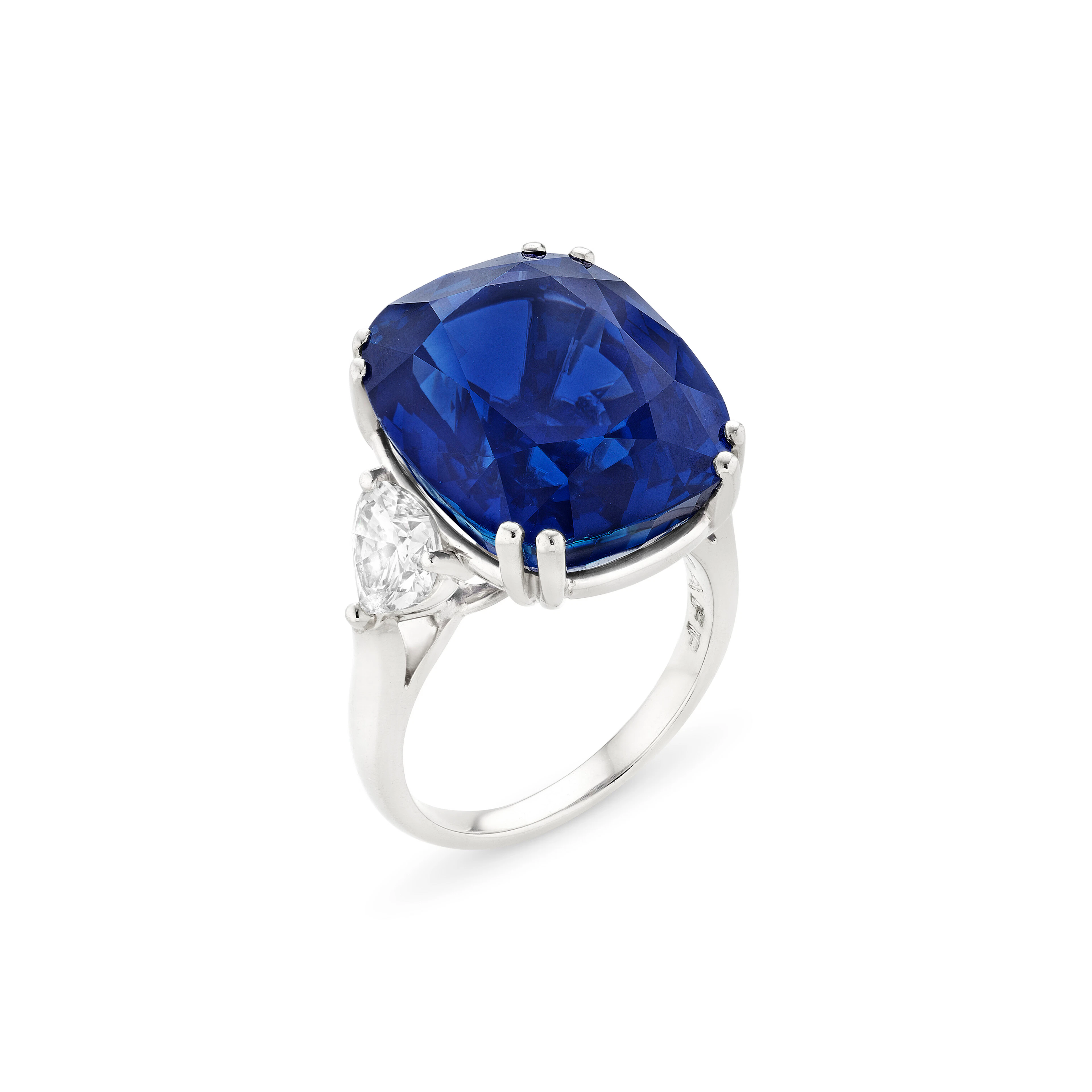 An Attractive Graff Sapphire and Diamond Ring