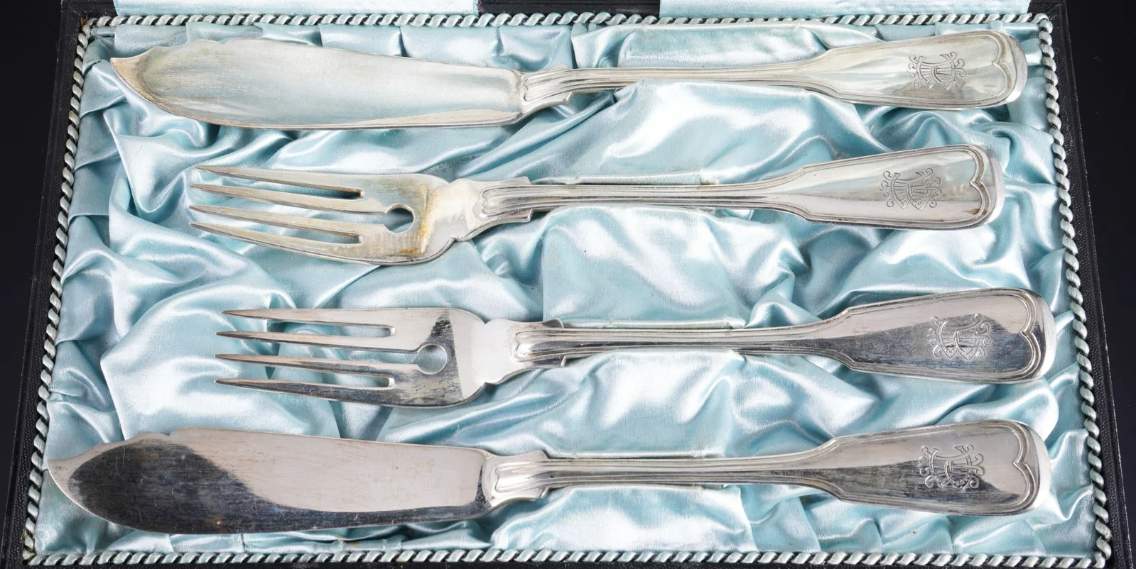 800 silver fish cutlery set for 2 people