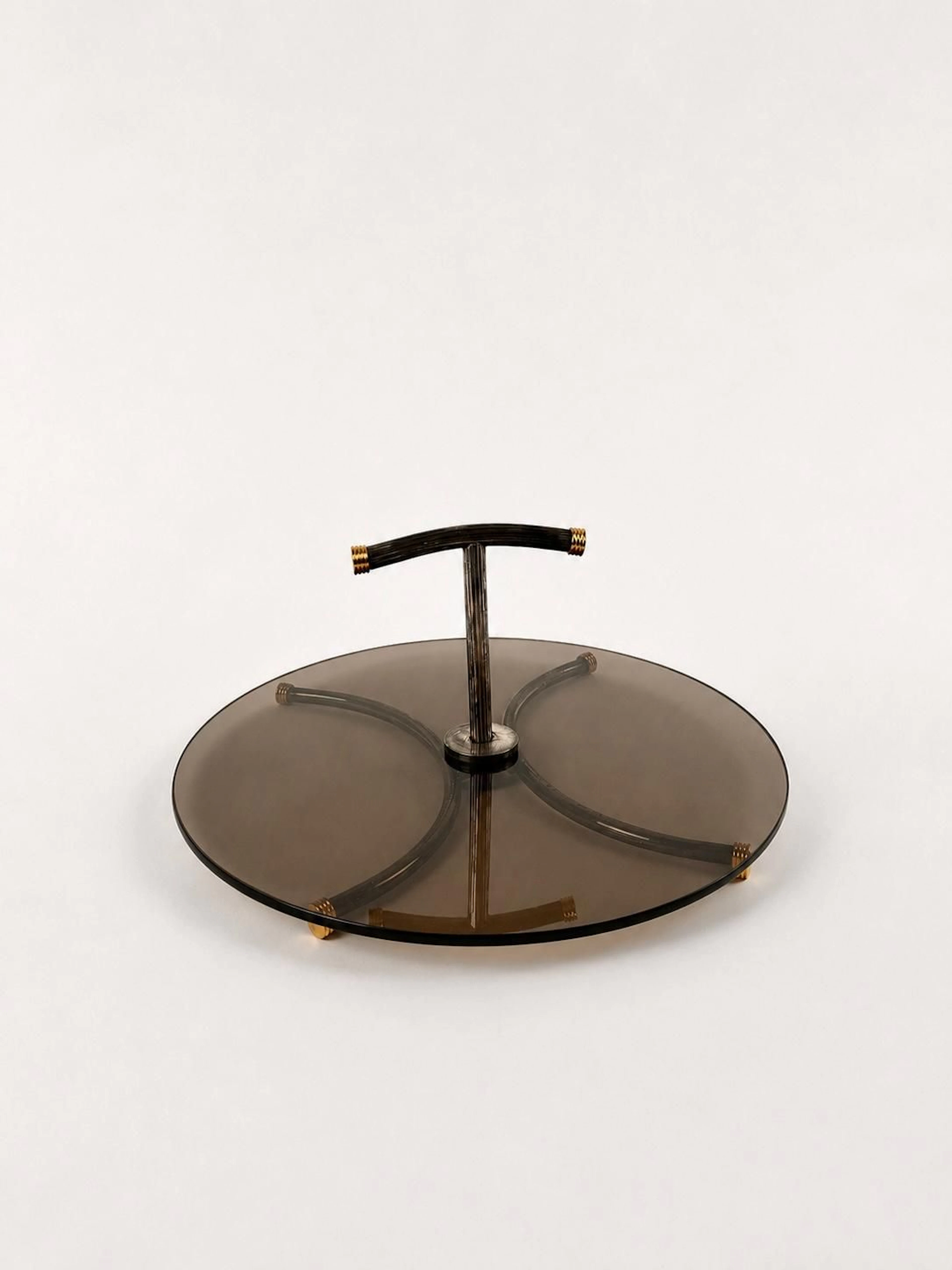 Circular cheese platter in silver- and gold-toned silver pla - Lot 257