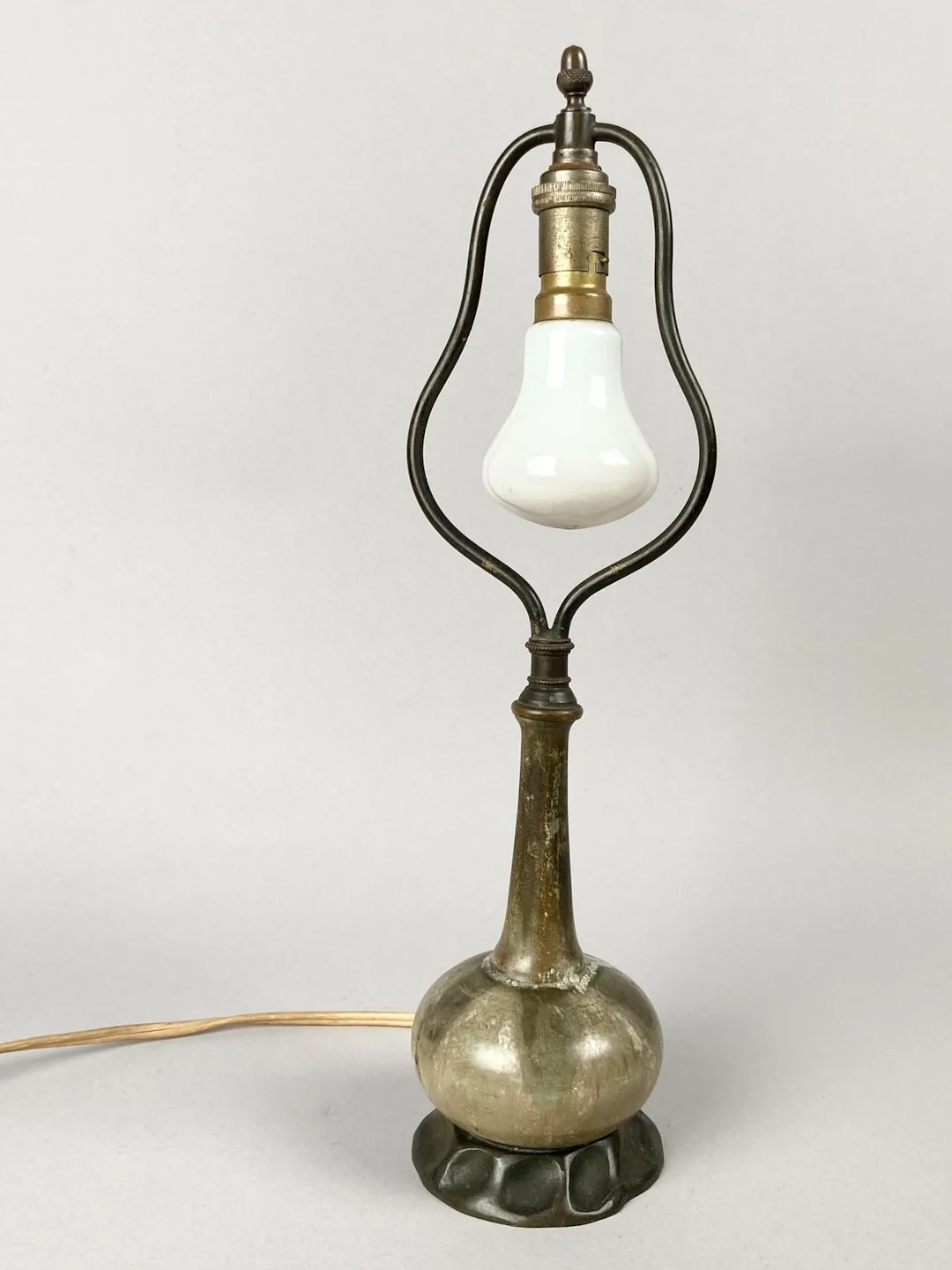 Art Nouveau - Lot 32