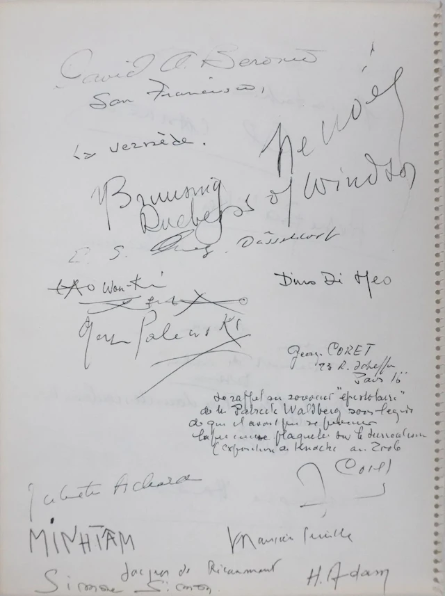 AUTOGRAPH PAGE - Lot 382