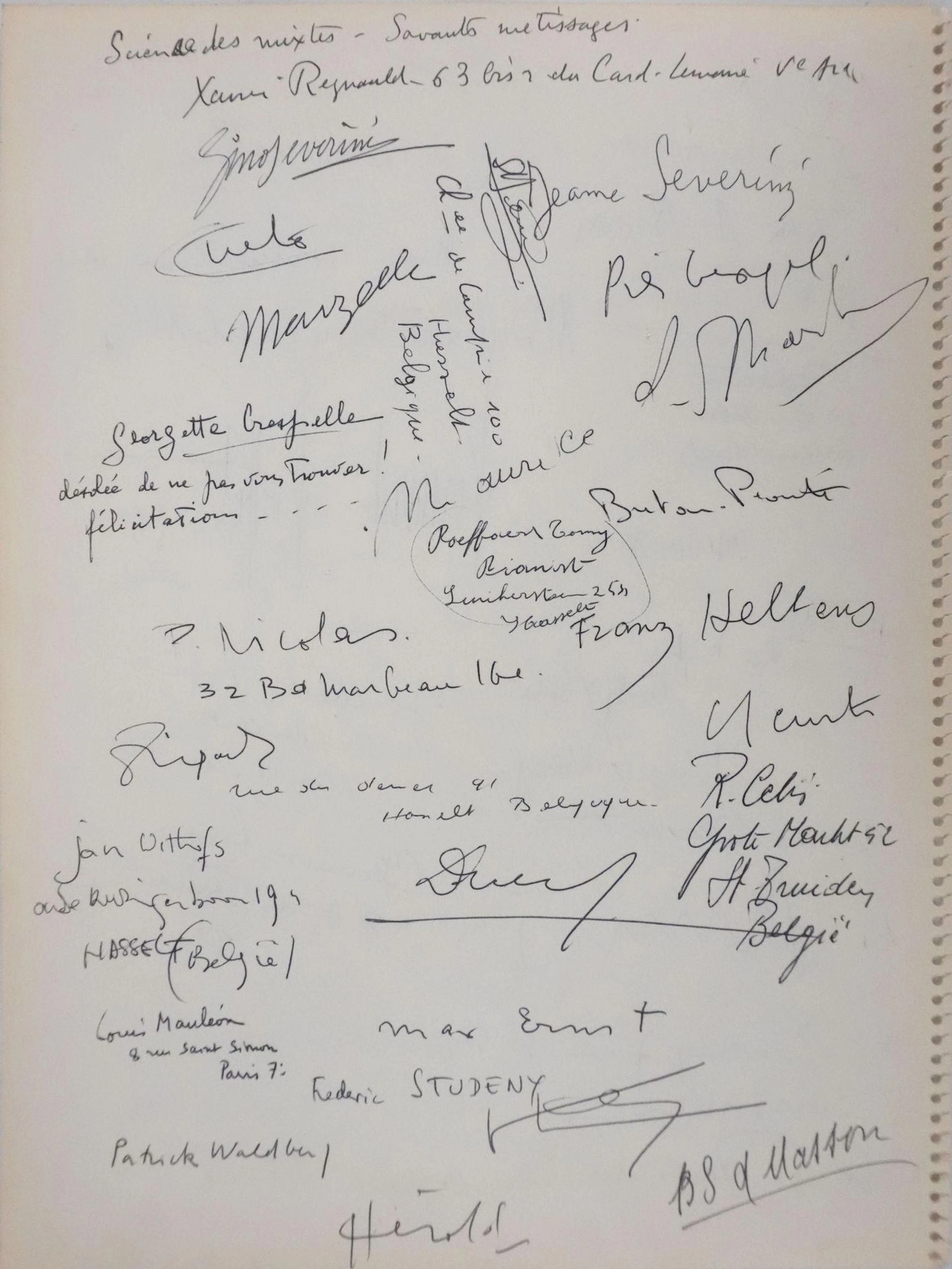 AUTOGRAPH PAGE - Lot 58
