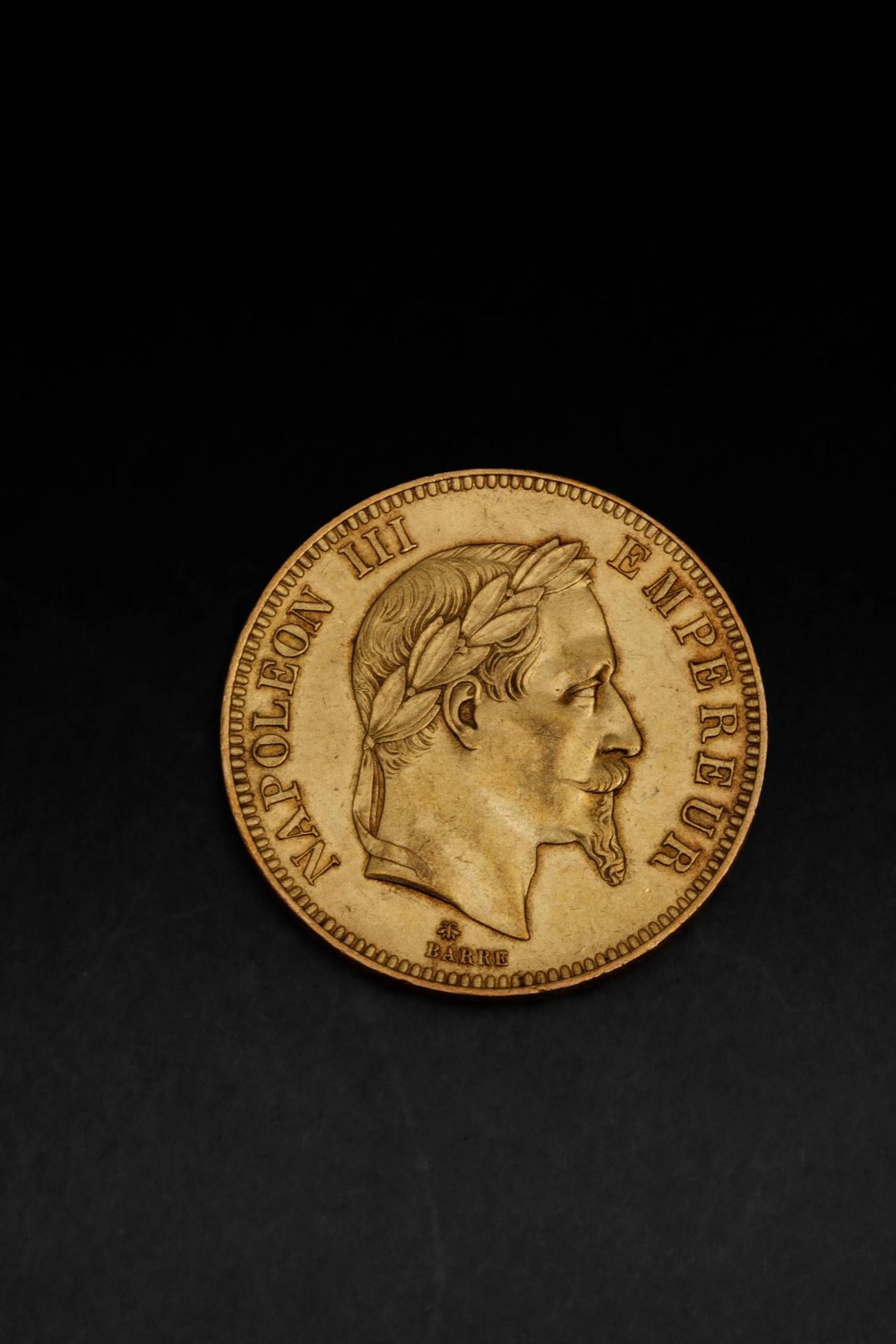 A 100-franc gold Napoleon III coin with a laurel wreath, dat - Lot 5
