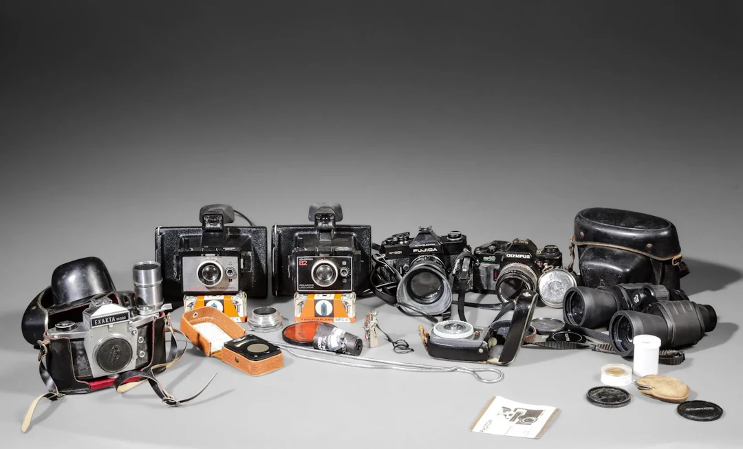 Set of five assorted cameras, as-is. Fujica ST901 camera bod - Lot 66