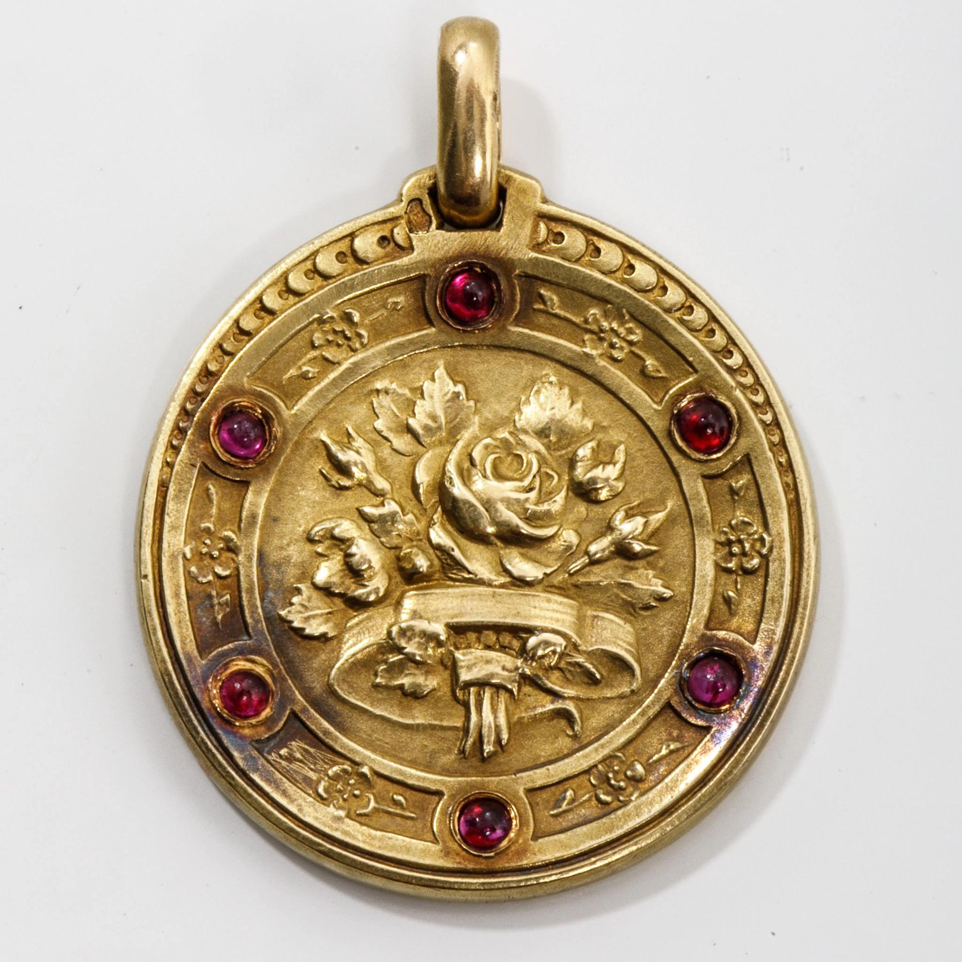 Round medal in 750-th yellow gold (eagle-head hallmark) ador - Lot 19
