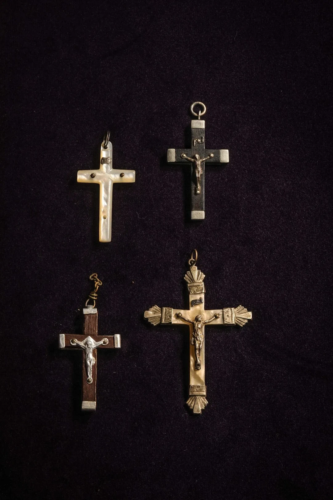 [RELIGIOSA] - Lot 32