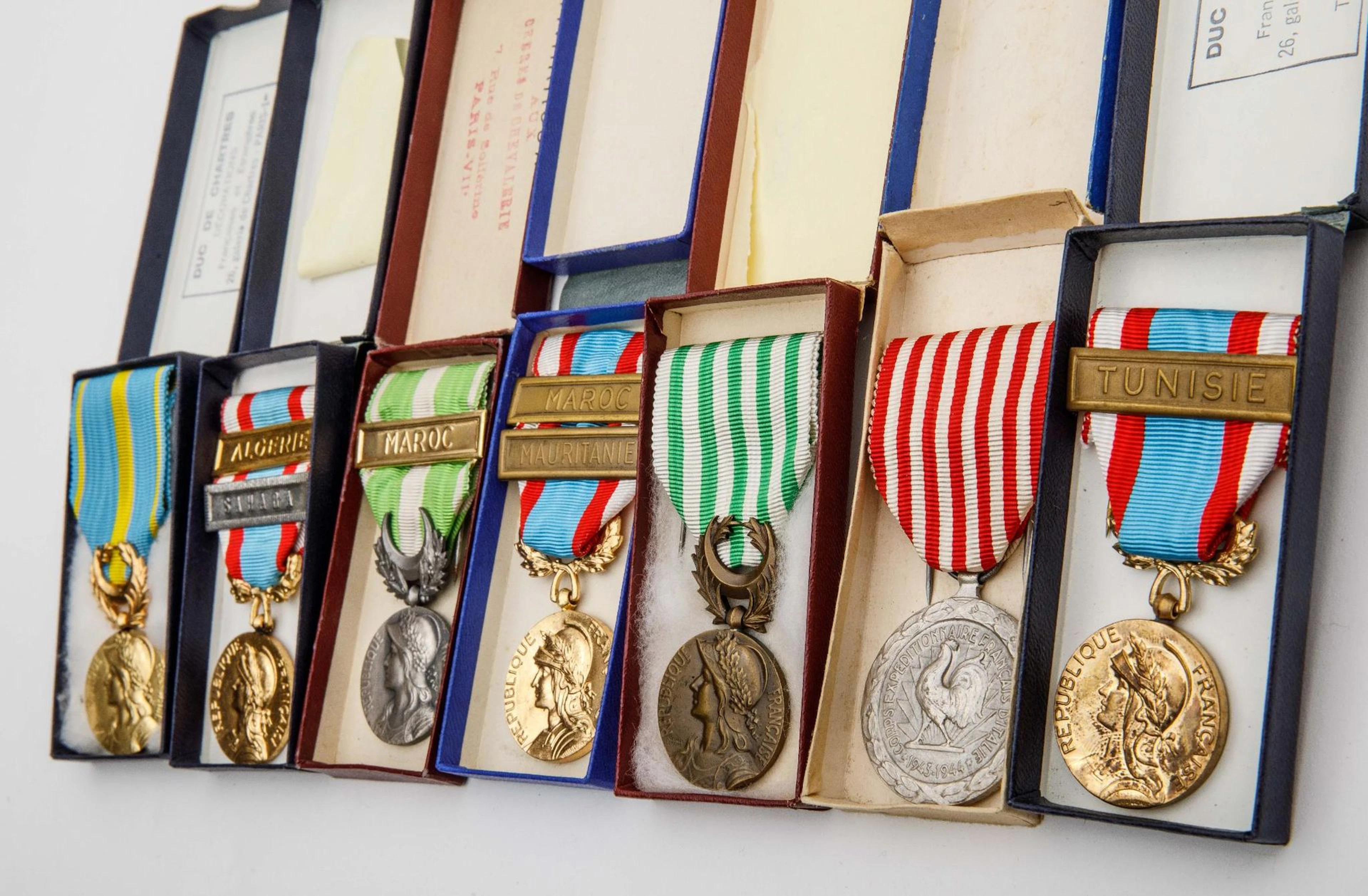 Set of colonial/overseas medals. - Lot 374