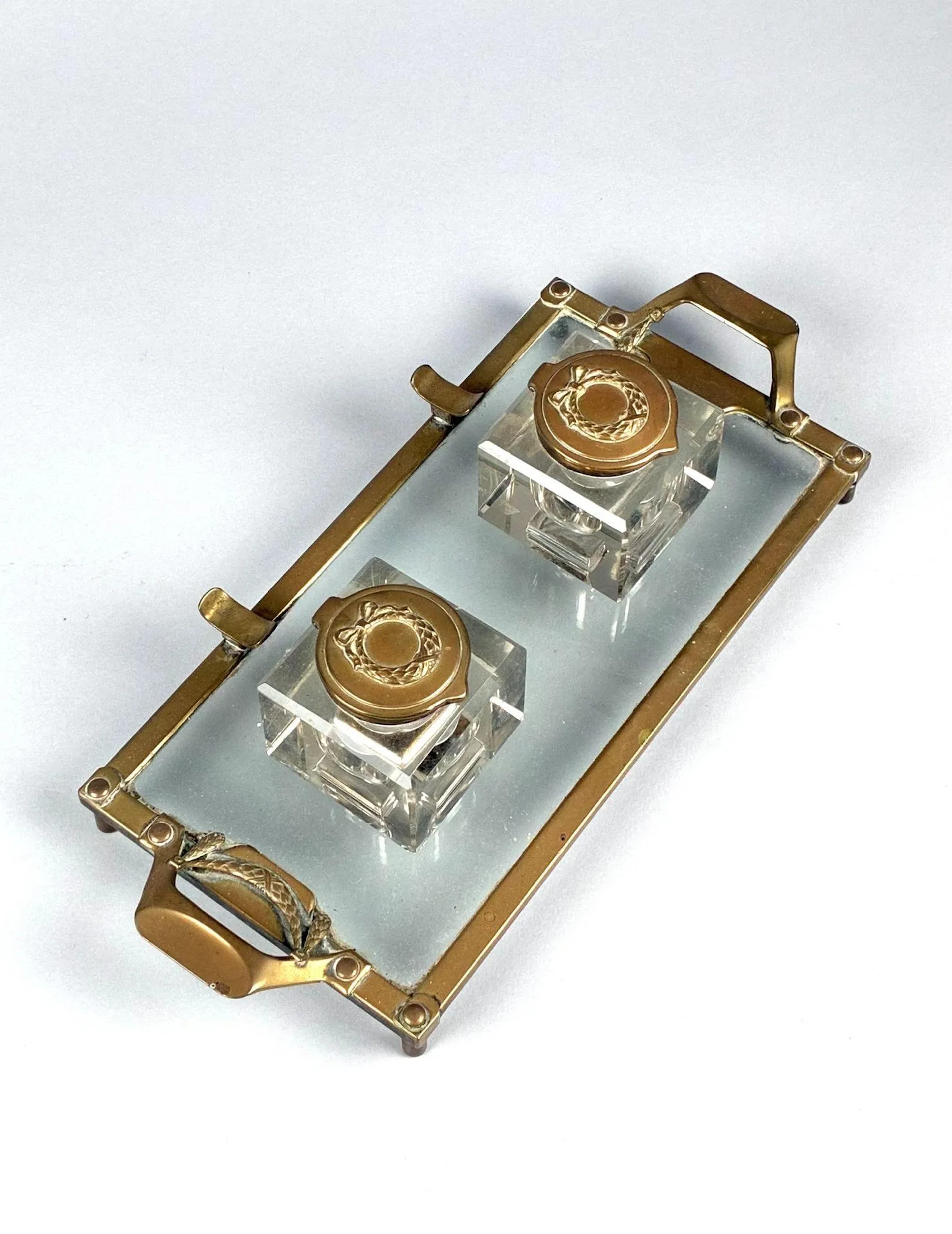 Copper and glass desk inkwell with pen holder and two square - Lot 330