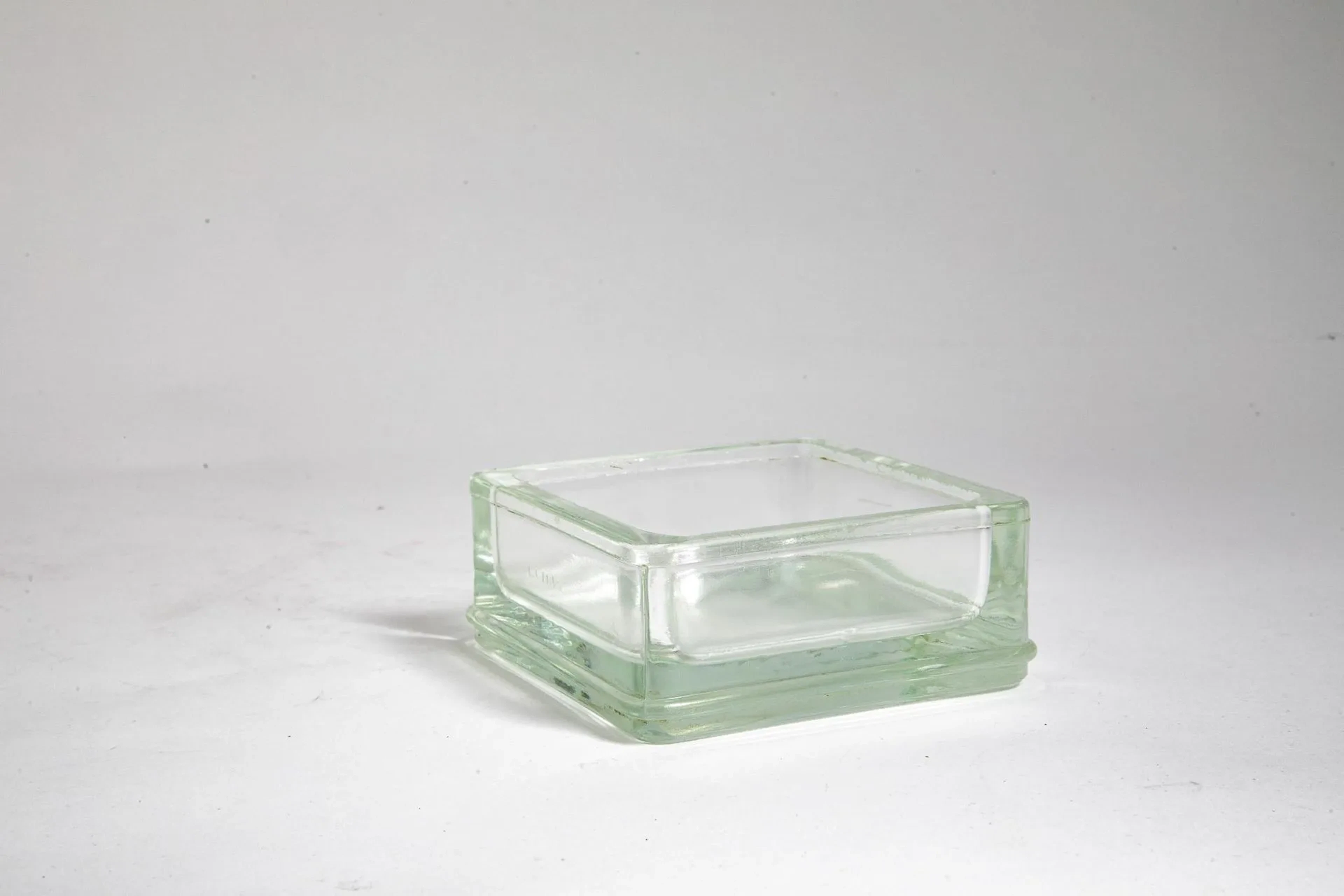 Attributed to Charlotte PERRIAND (1903-1999) and LE CORBUSIE - Lot 46