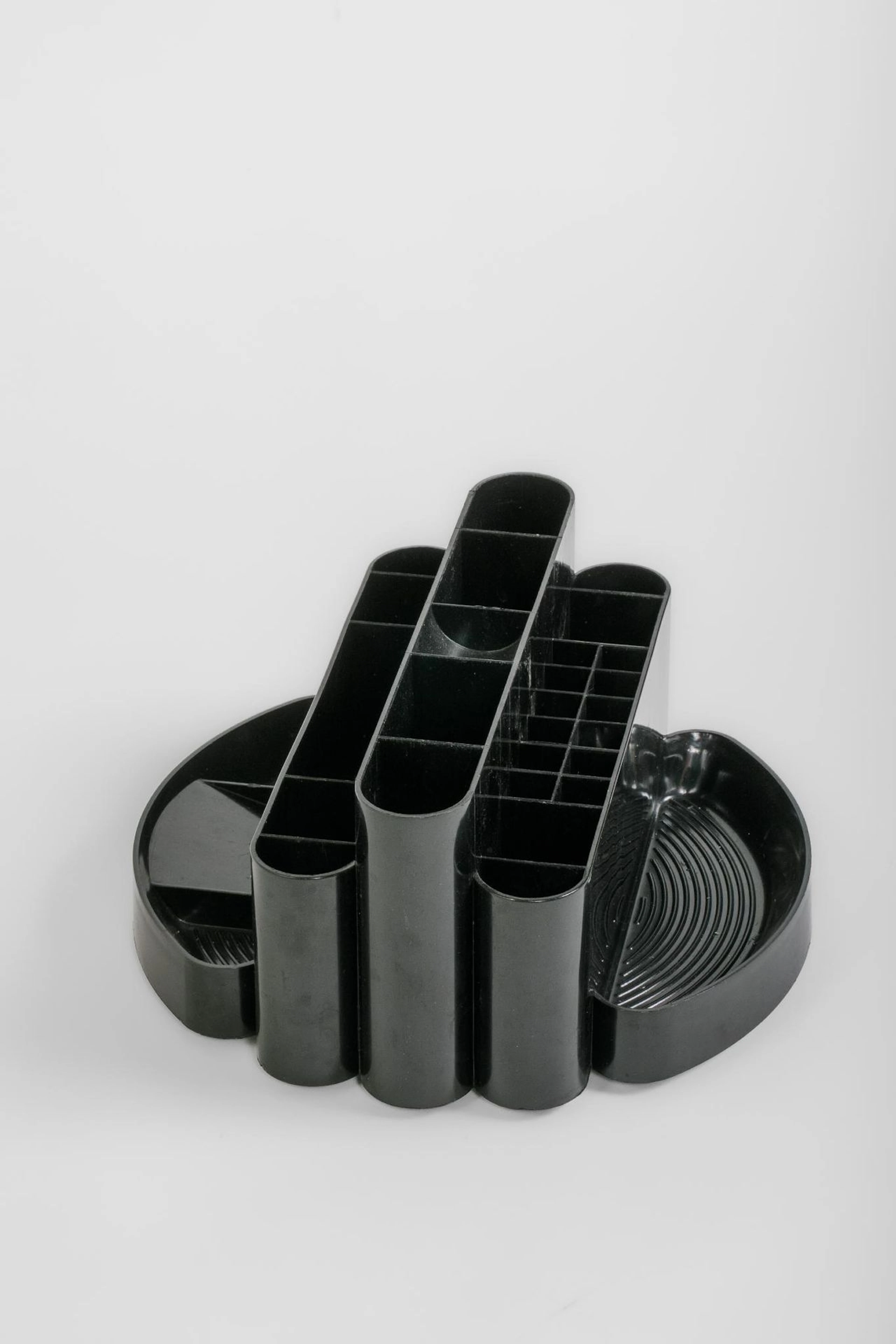Produced by G&R Associati for Moderne Promotion Service - Lot 146