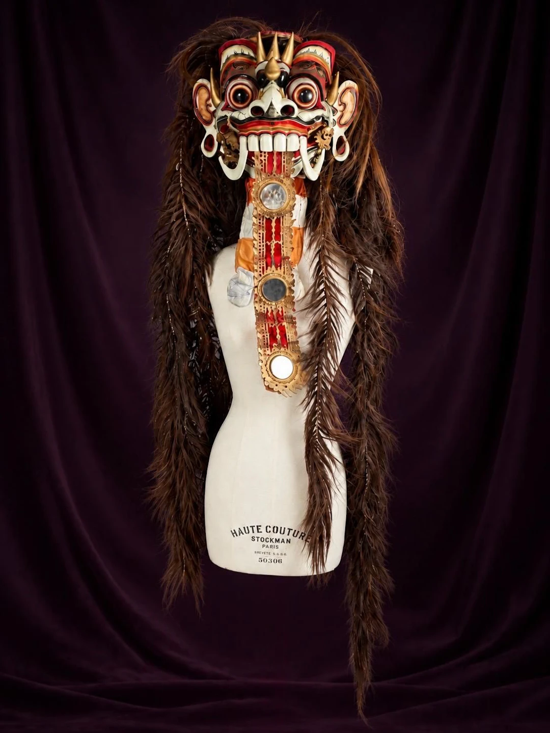 Balinese dance mask used in the Ramayana dance - Lot 279