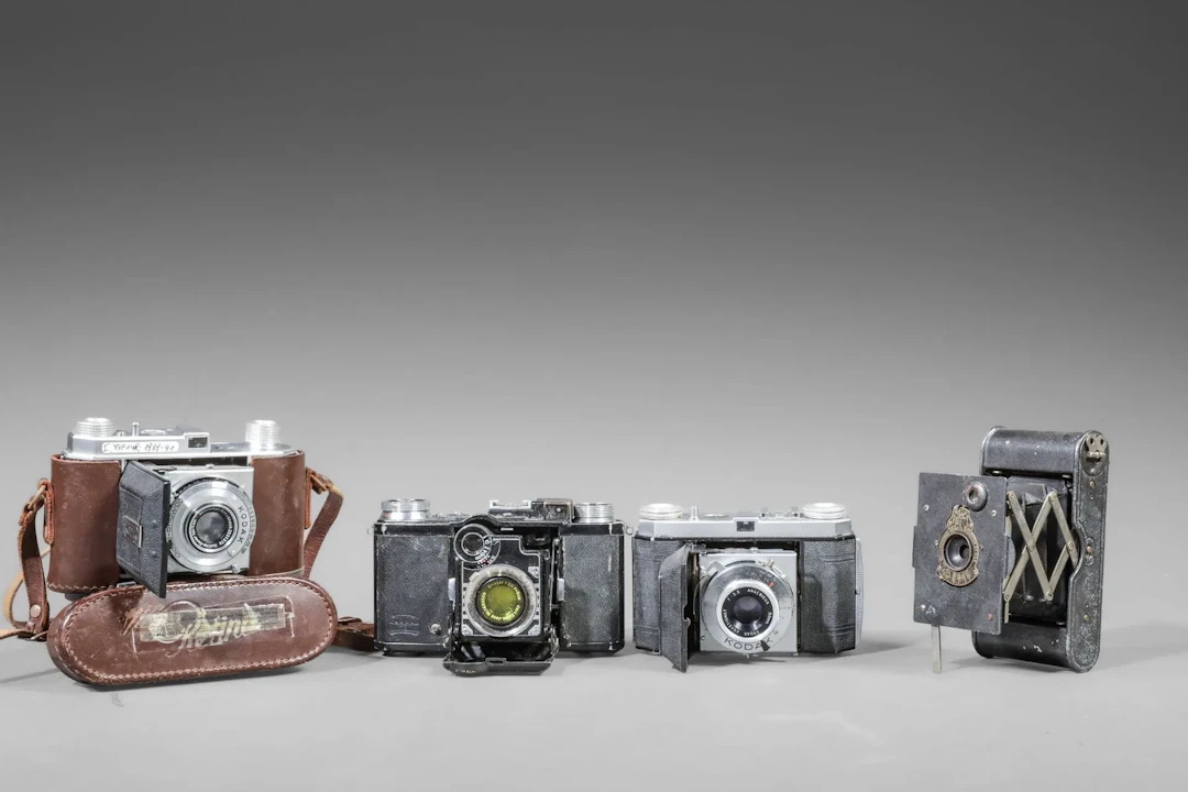 Set of four assorted cameras. Kodak Retina camera body with - Lot 64