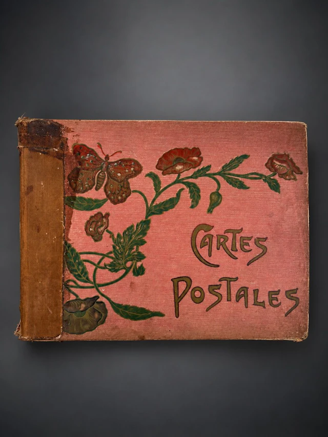 A postcard album with 62 pages featuring themes from Lorrain - Lot 122