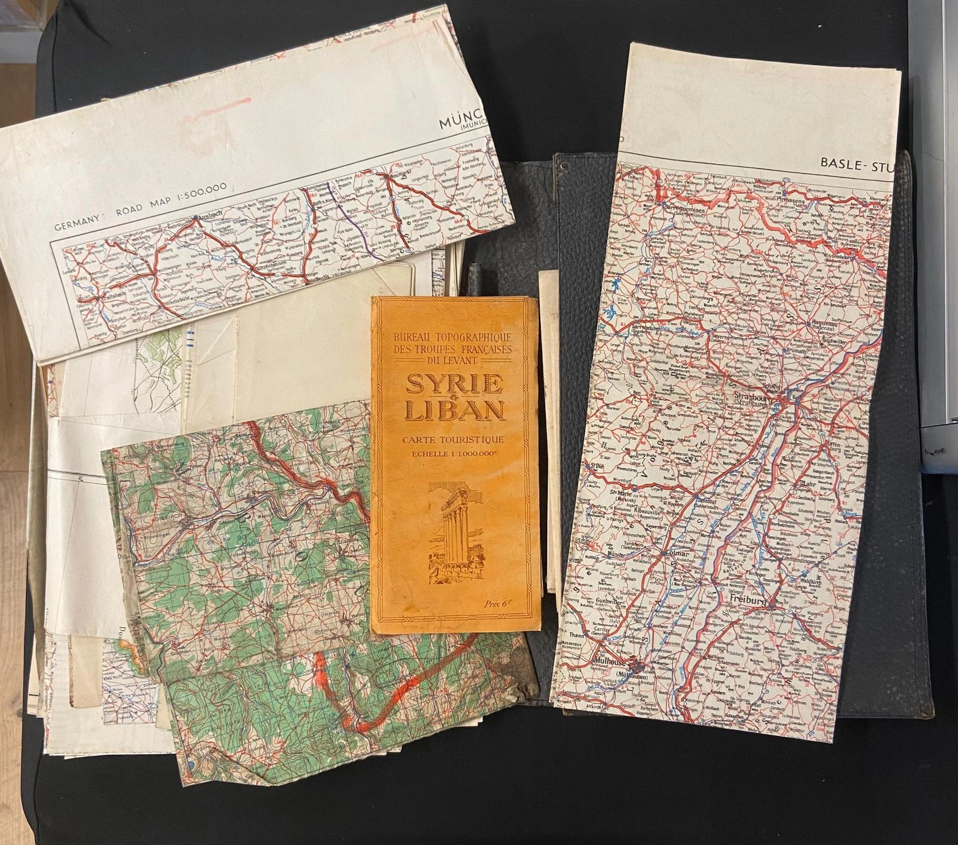 Document case. - Lot 343