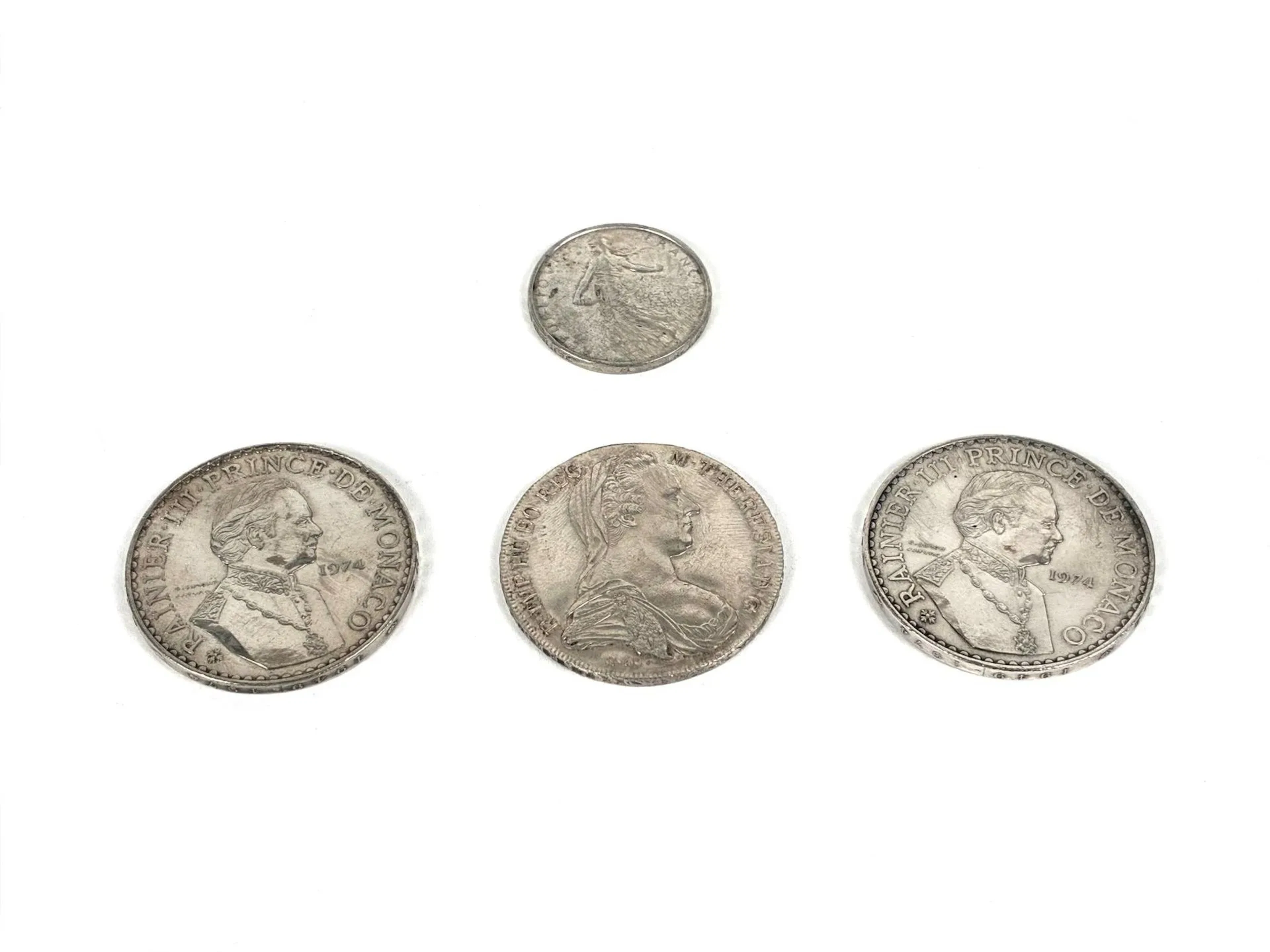 Set of 4 silver coins, including two 50-franc Monegasque coi - Lot 148