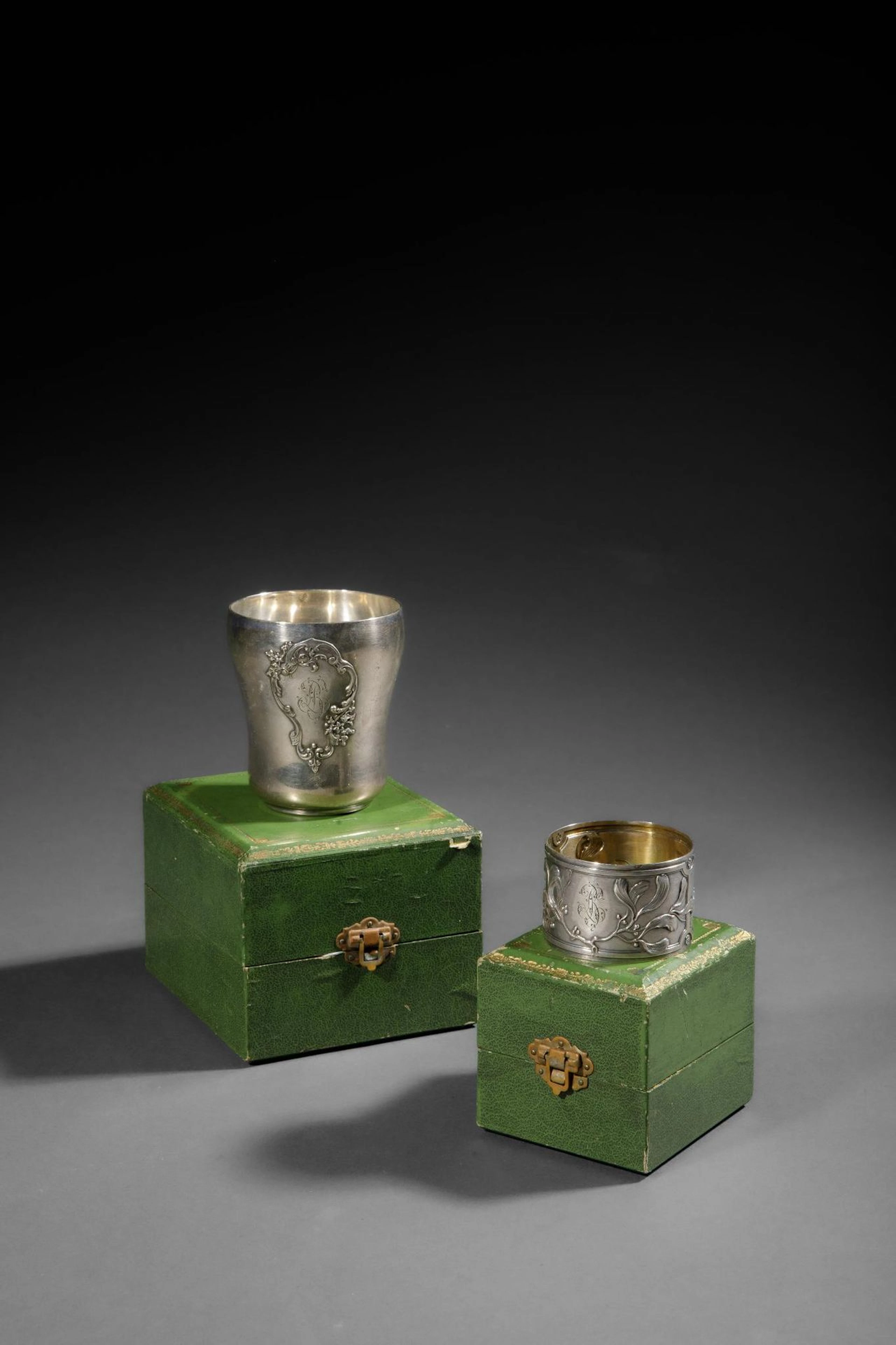 A cup and a napkin ring made of 925-part silver (Minerva hal - Lot 122
