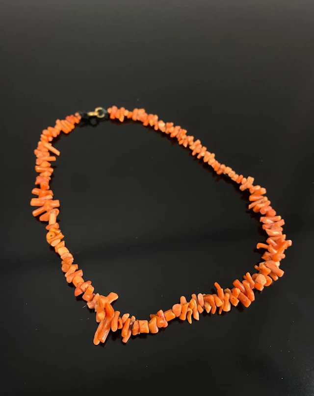 Red coral short necklace - Lot 146
