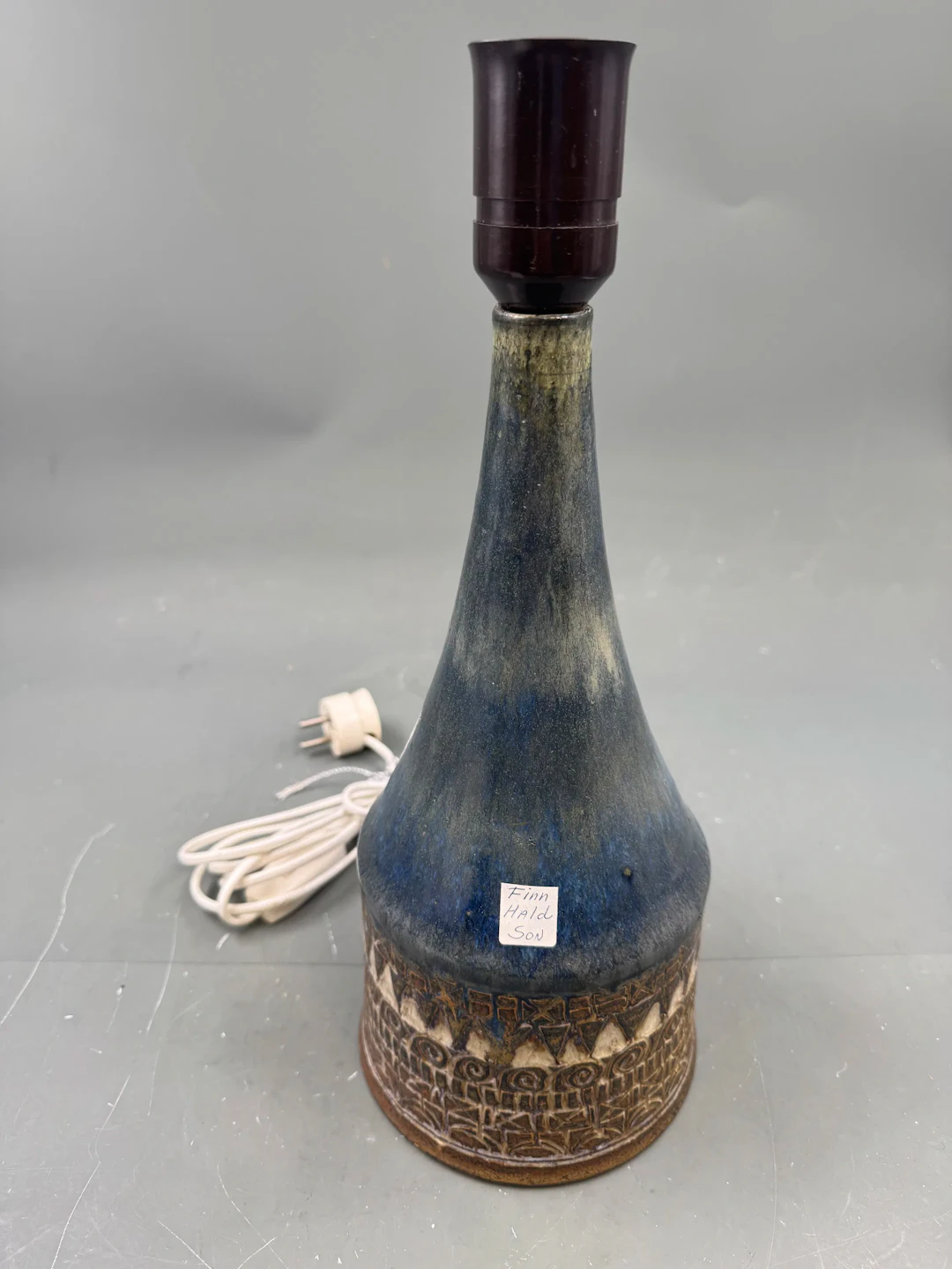 Keramisk Bordlampe (Finn Hald) med ny skjerm