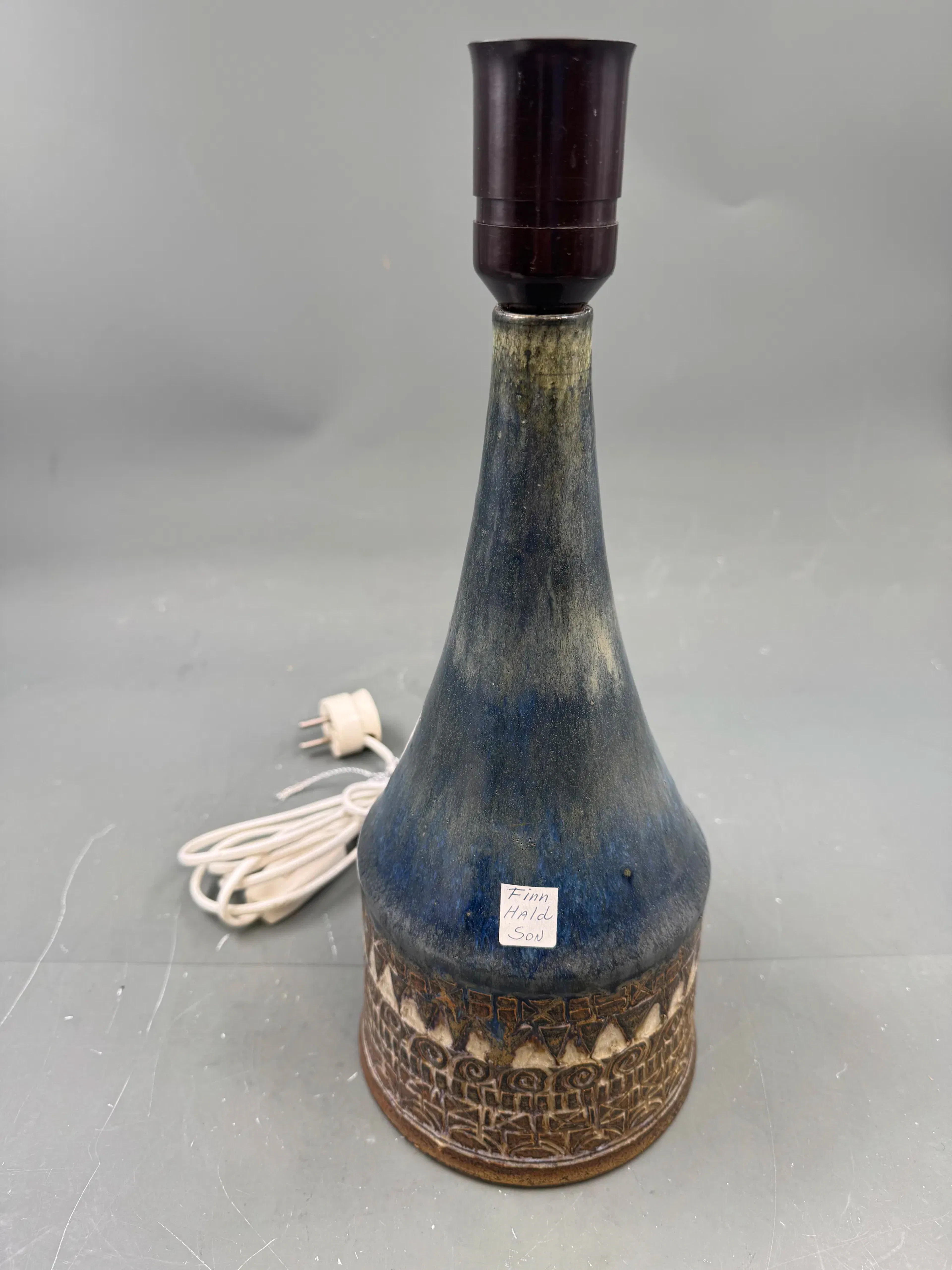 Keramisk Bordlampe (Finn Hald) med ny skjerm