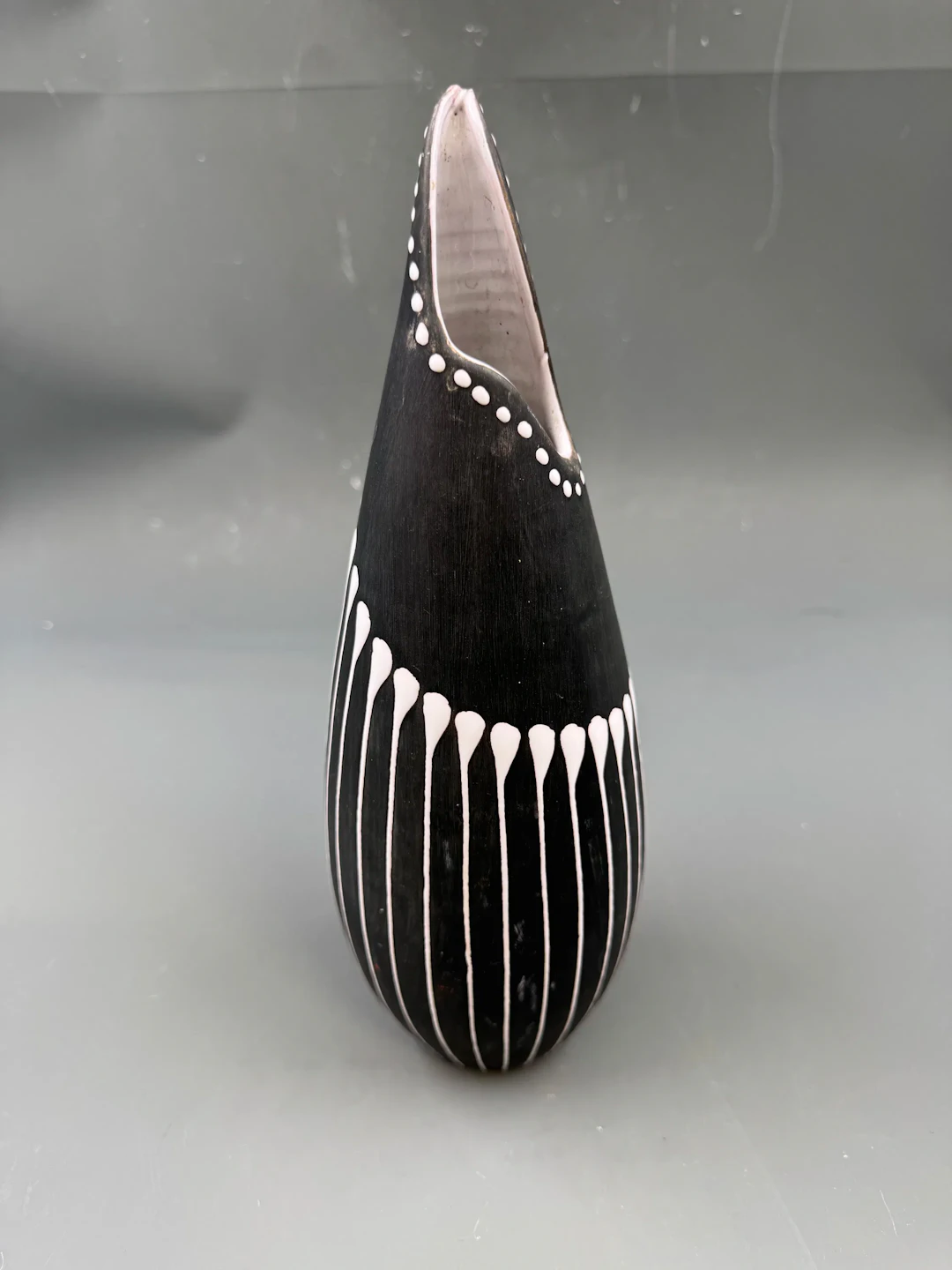 Uvanlig og stor Larholm vase