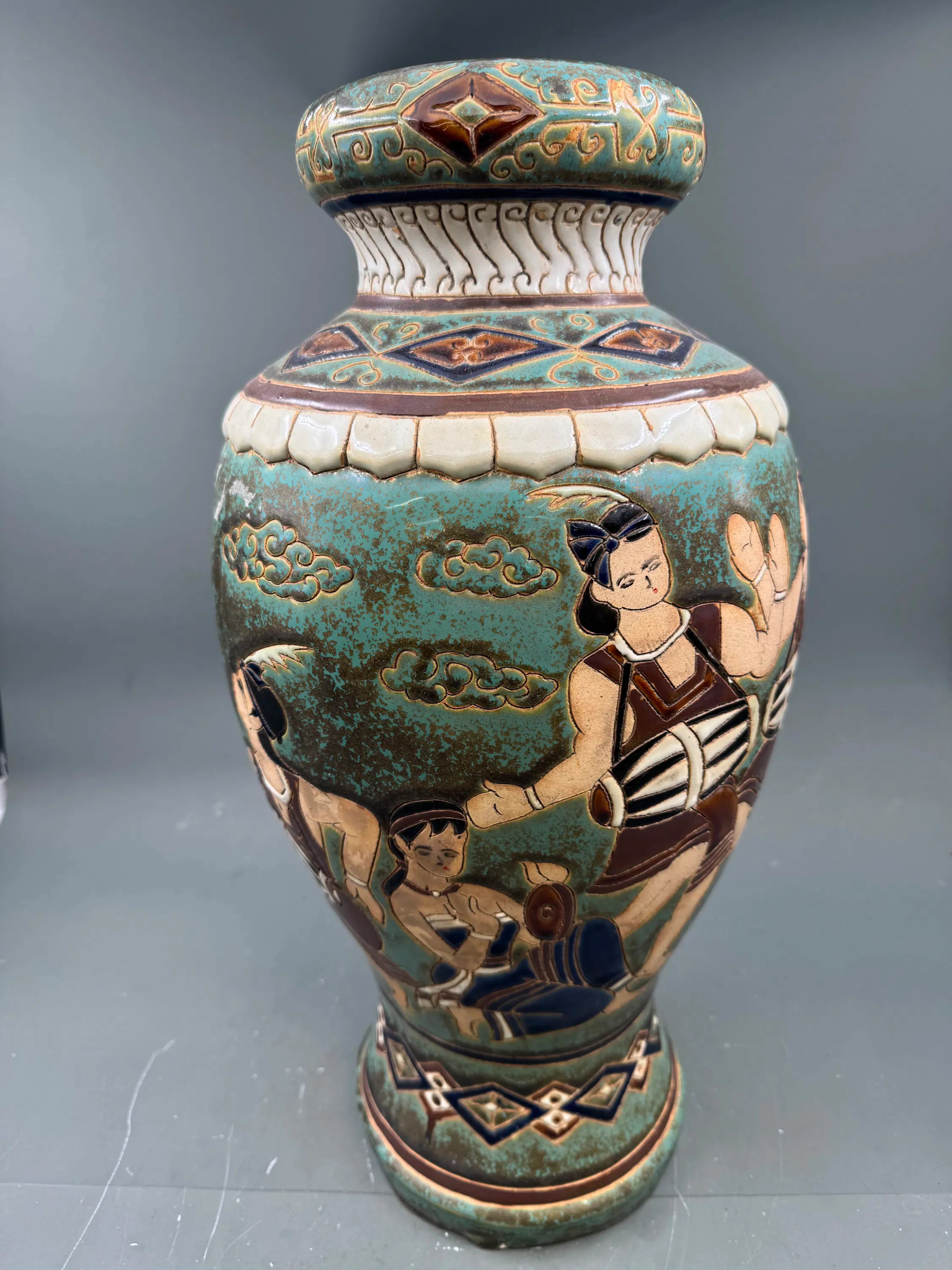 Stor Flott Kina Vase med motiv
