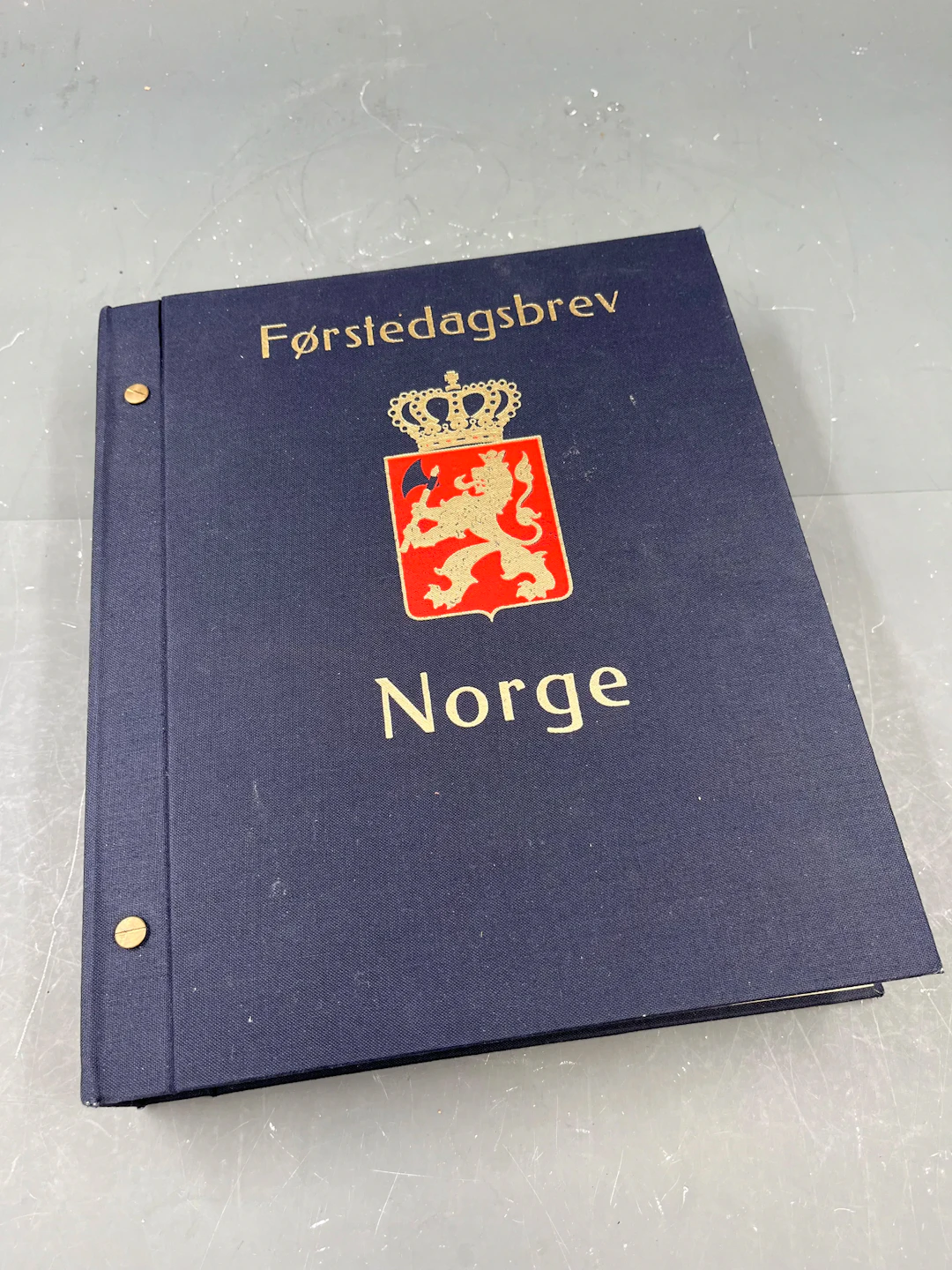 Perm med førstedagsbrev.