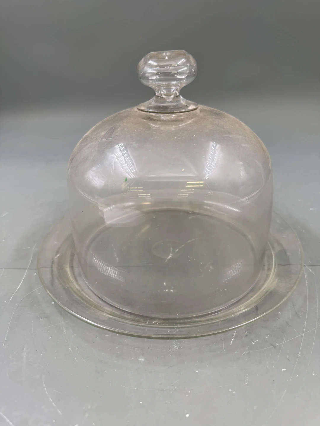 Klassisk Osteklokke i klart glass