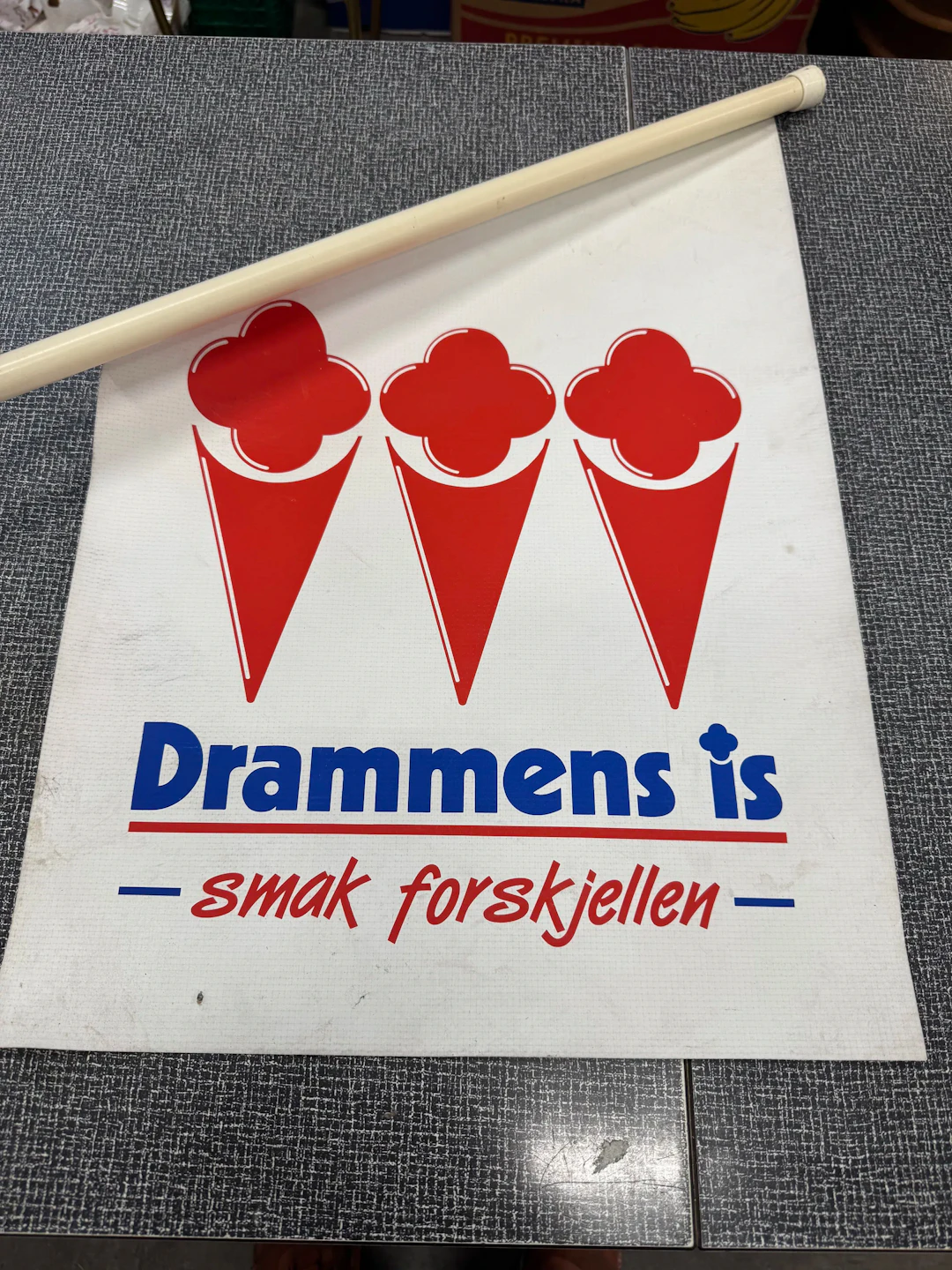 Gmlt drammens is flagg