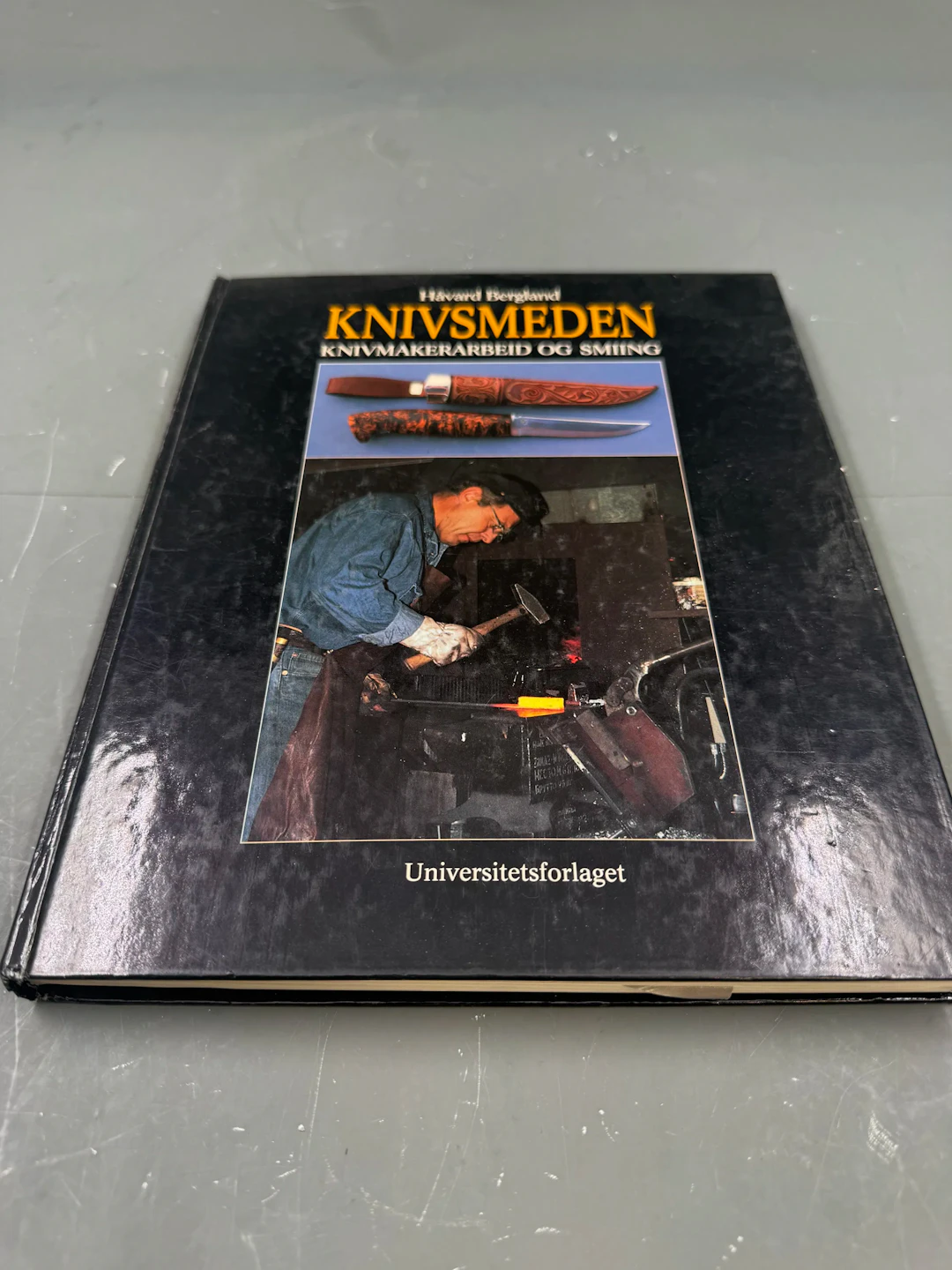 Bok- Knivsmeden