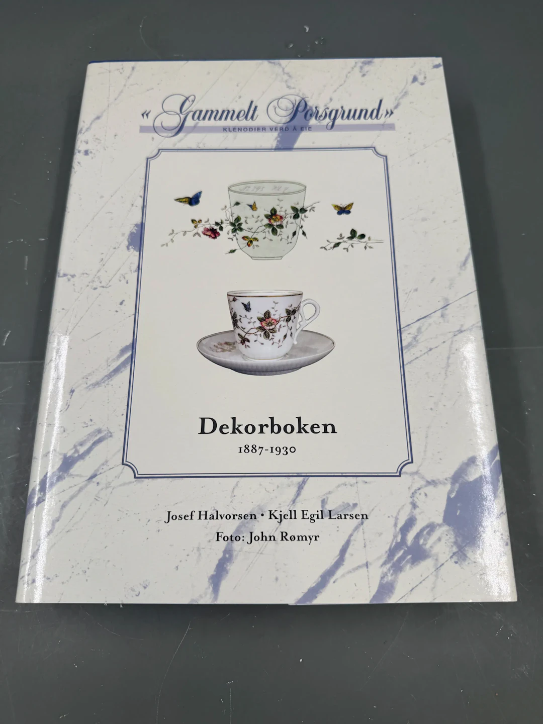 Bok Gammelt Porsgrund Klenodier verd å eie