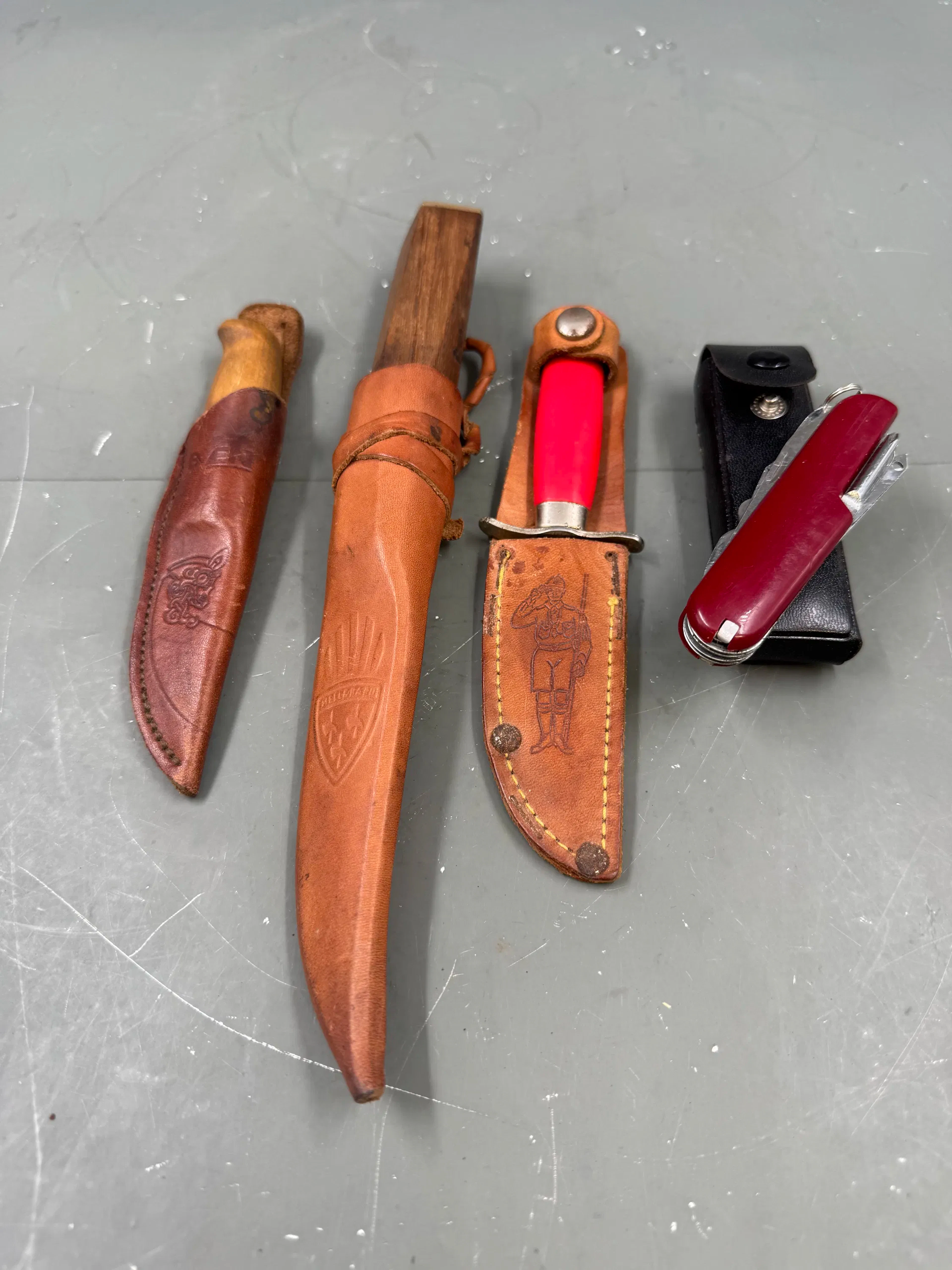 Lott 3 kniver
