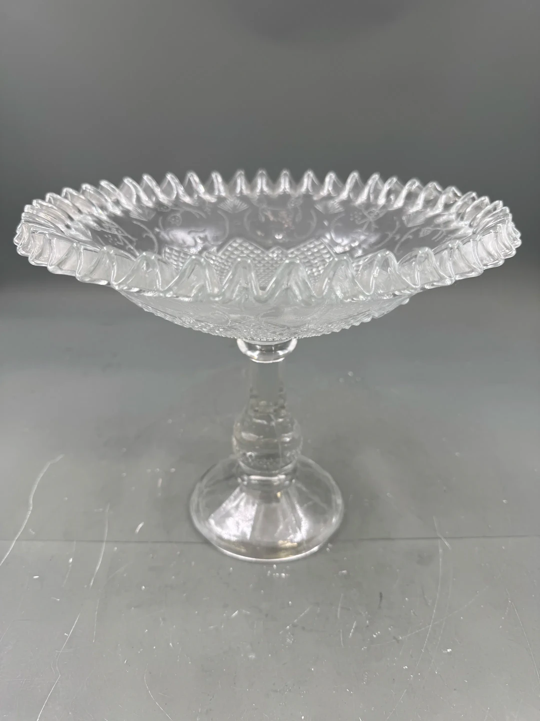 Eldre Stort stettfat i glass
