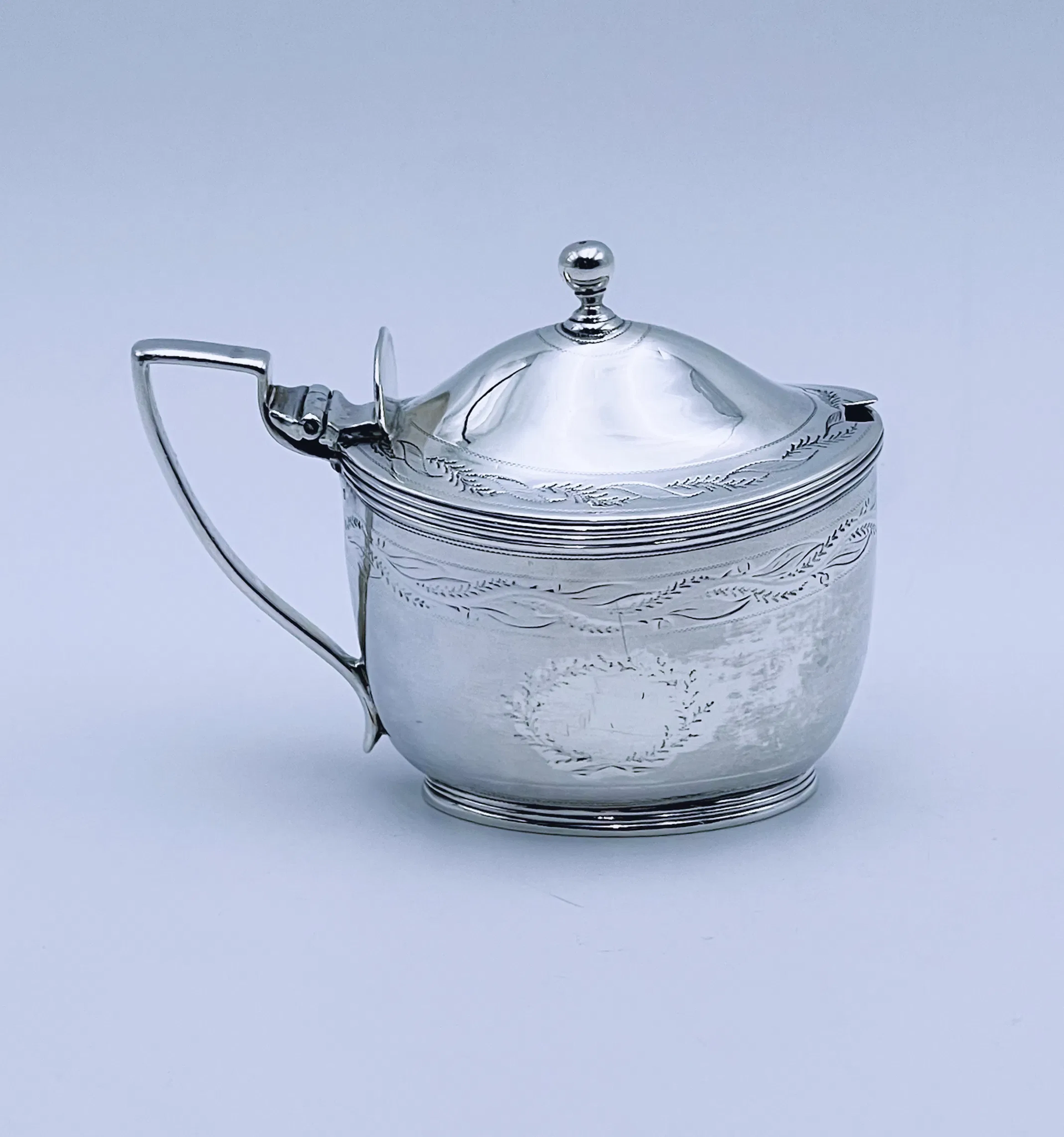 1800t Sølv Skål med blått glass