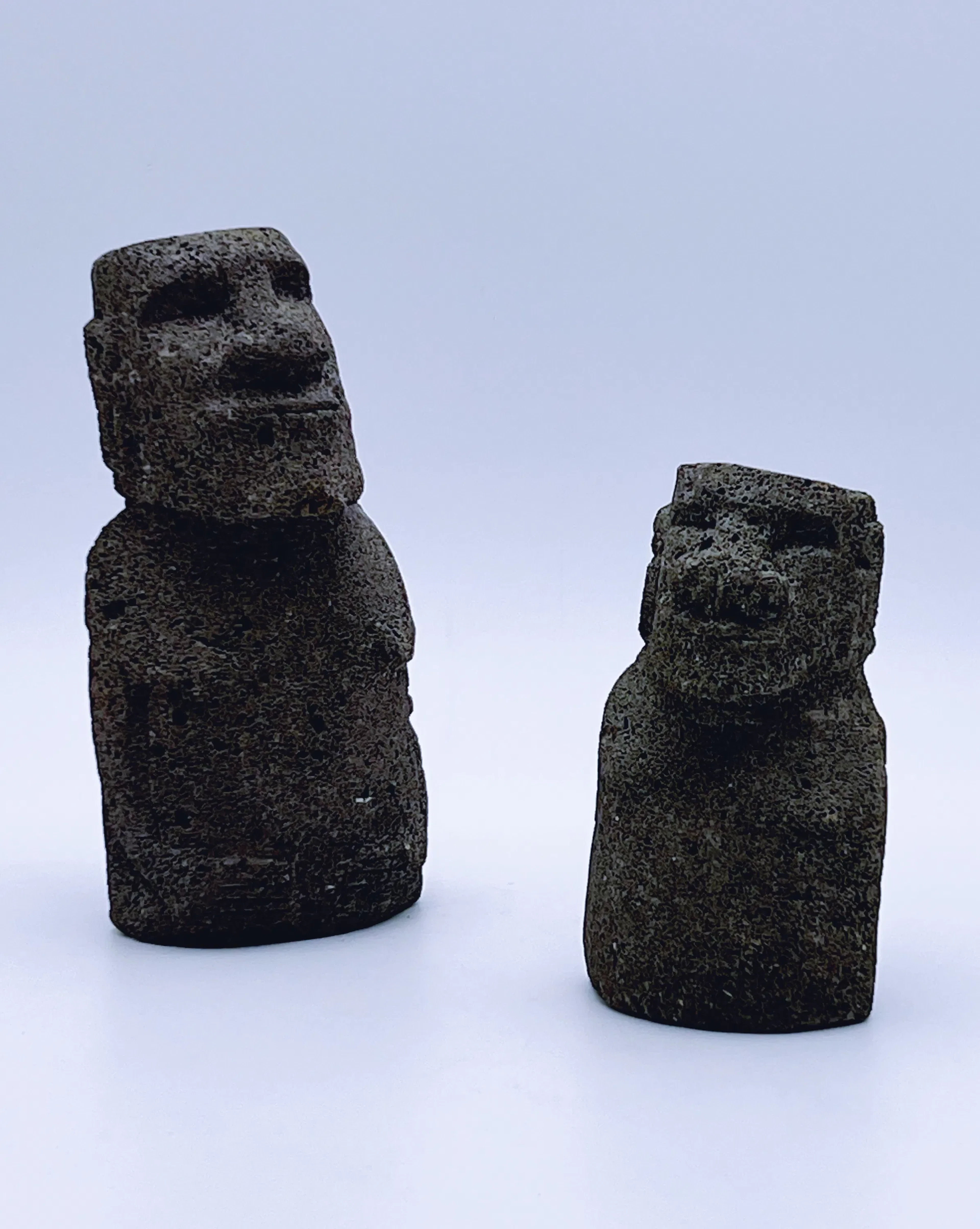 "Moai" Figurer i lava rock