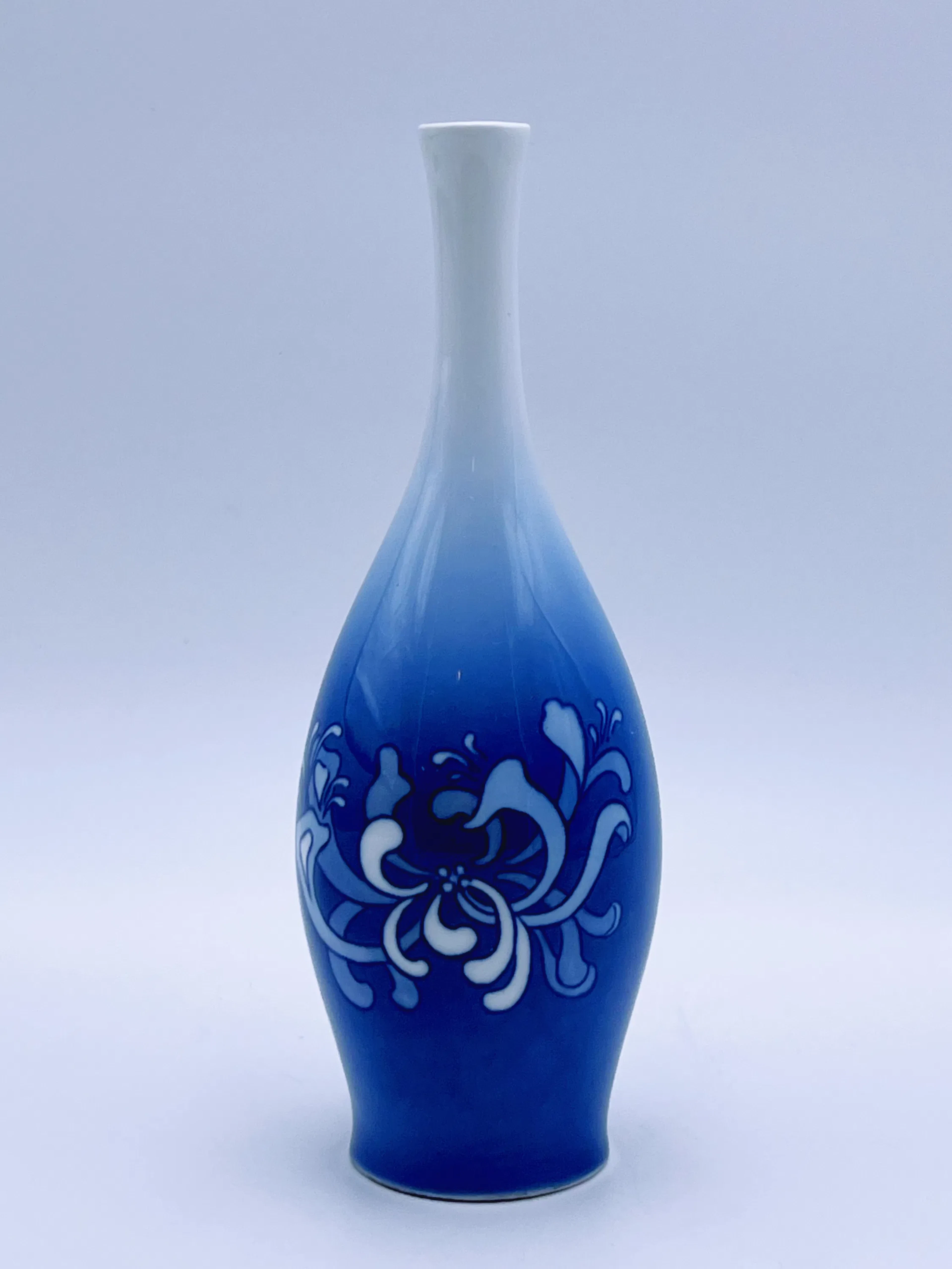PP 1887-1911 Jugend vase
