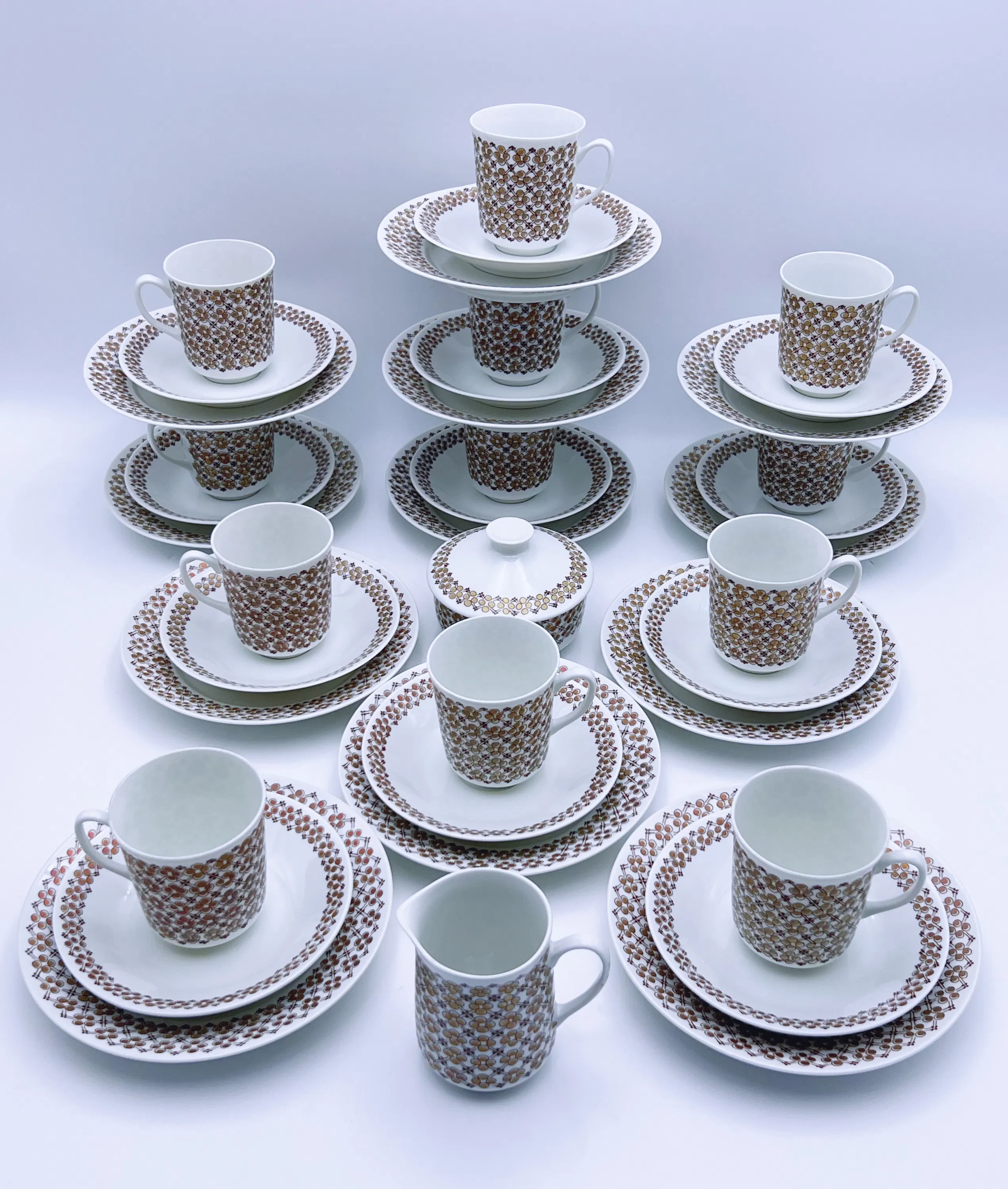 PP-c.1950/60t Anne Marie Ødegaard Service til 12