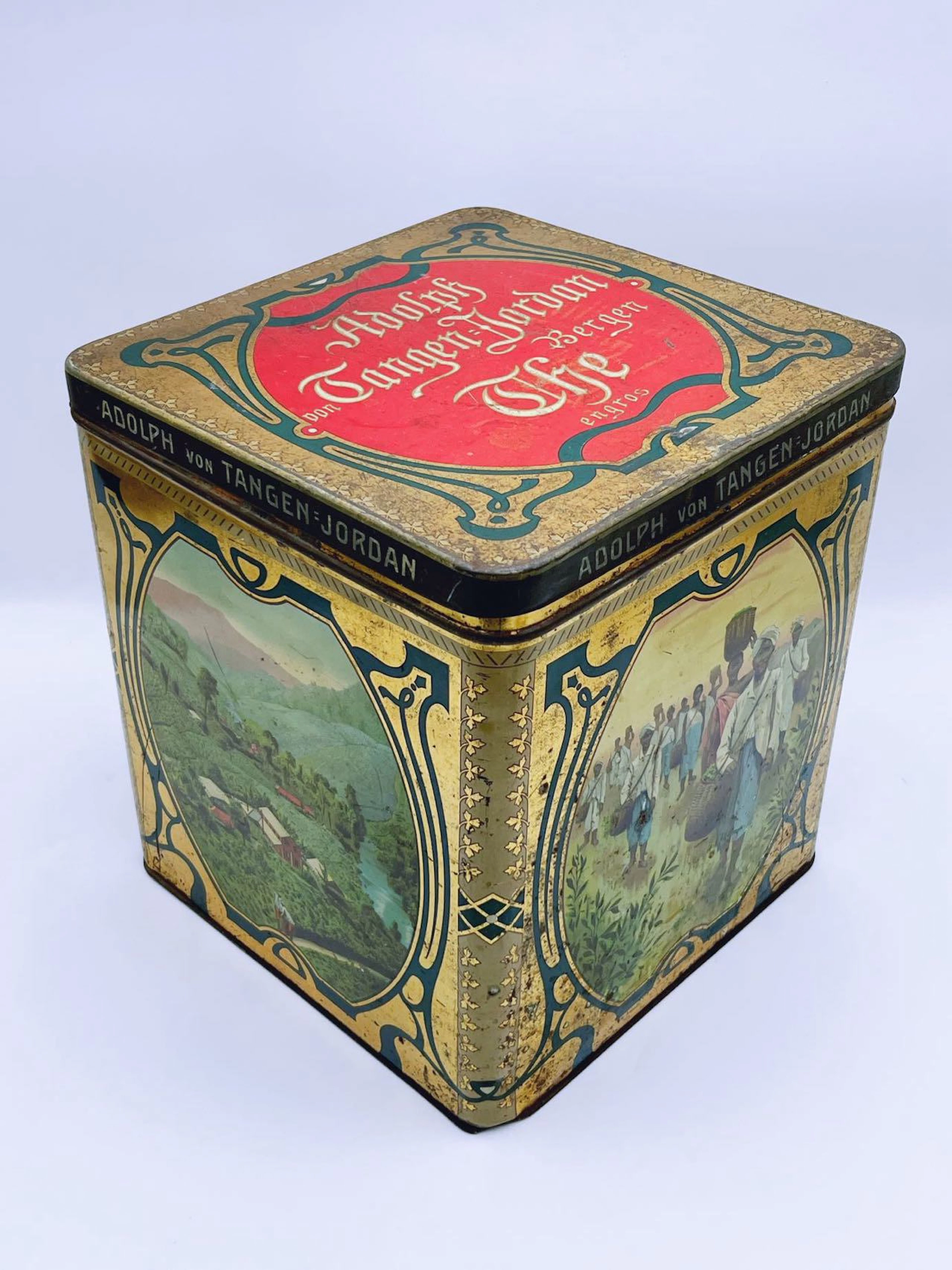 Tidlig 1900t Te-boks "Adolph von Tangen Jordan, Bergen"
