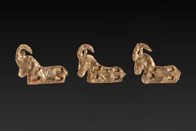 COLLECTION OF GREEK PERIOD HIGH KARAT GOLD IBEX APPLIQU�S