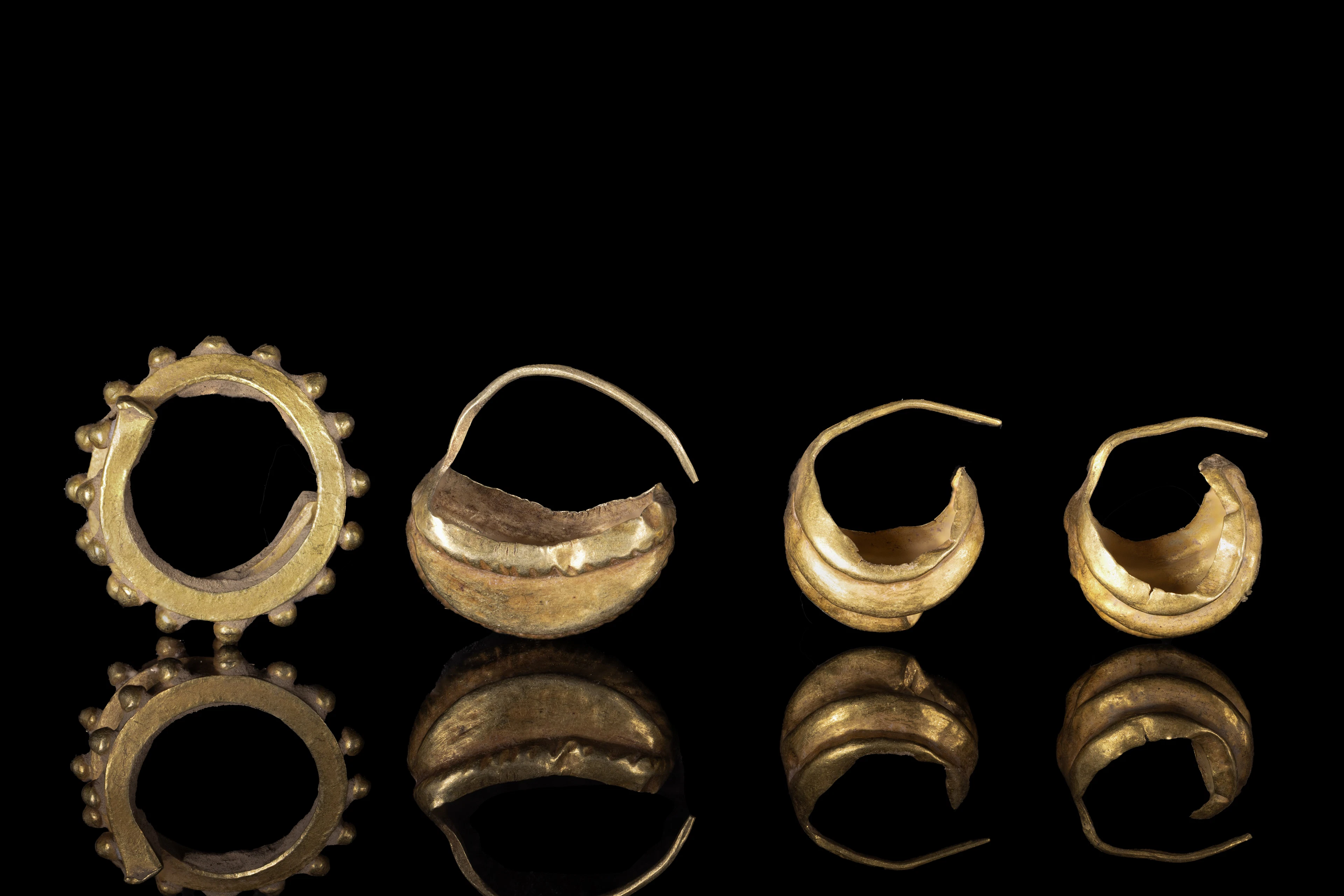 COLLECTION OF GREEK GOLD EARRINGS
